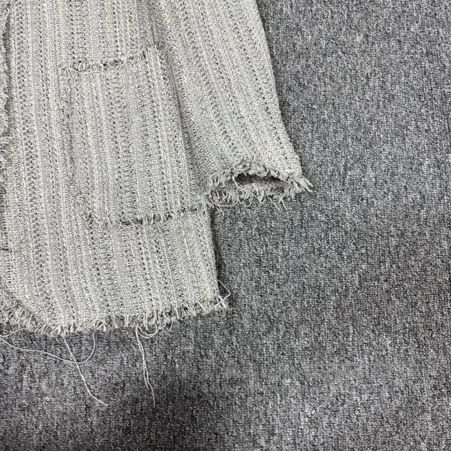 Thom Browne Thom Browne Classic four stripes; damaged frills; suit coa Size S / US 4 / IT 40 - 4 Thumbnail