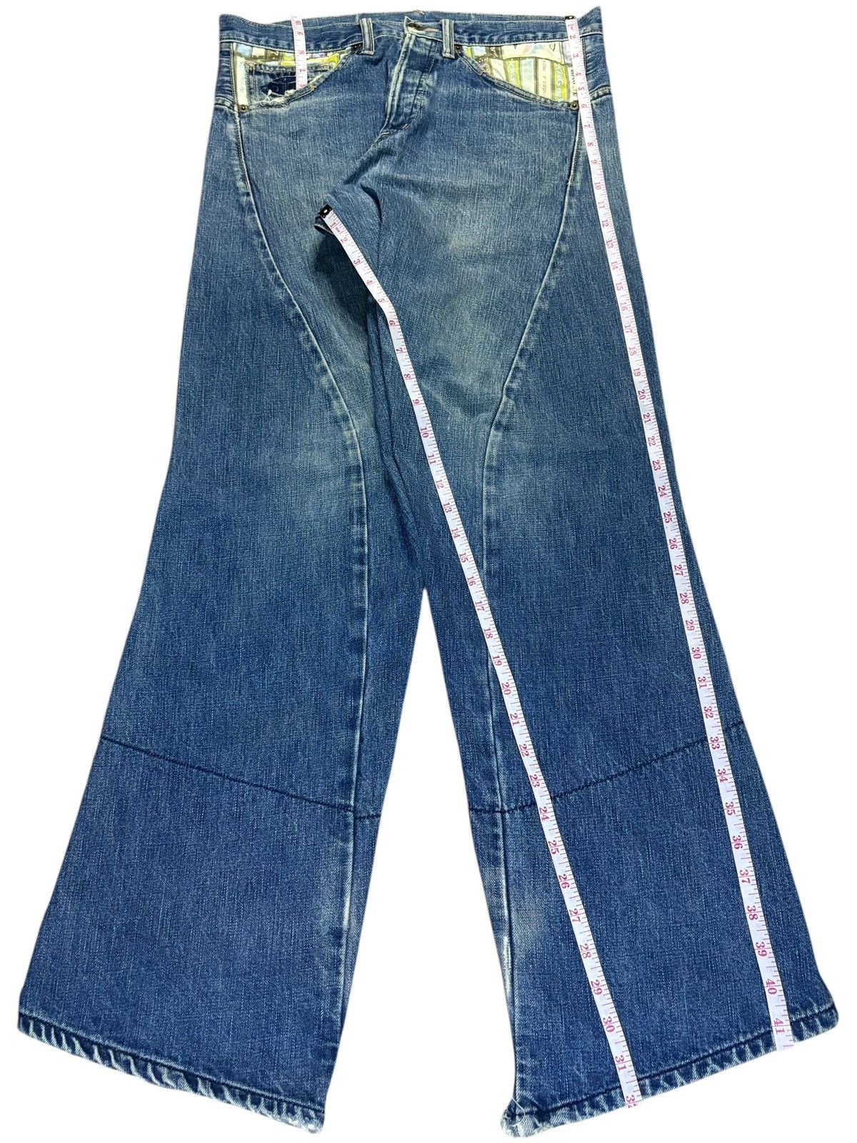 Japanese Brand × Southpole Vintage Japanese Brand Mud Wash Spiral Leg Baggy Jeans Size US 33 - 12 Thumbnail