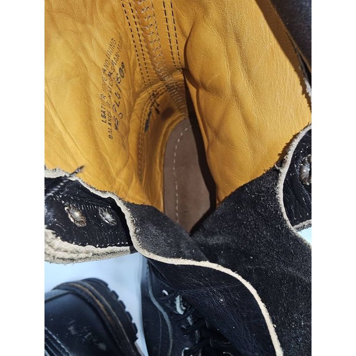 mens hiking boots with vibram soles
