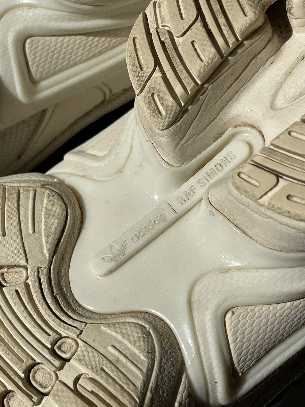 Adidas × Raf Simons RAF SIMONS ADIDAS OZWEEGO SNEAKERS Size 6.5 US F34264 Size US 6.5 / EU 39-40 - 17 Thumbnail