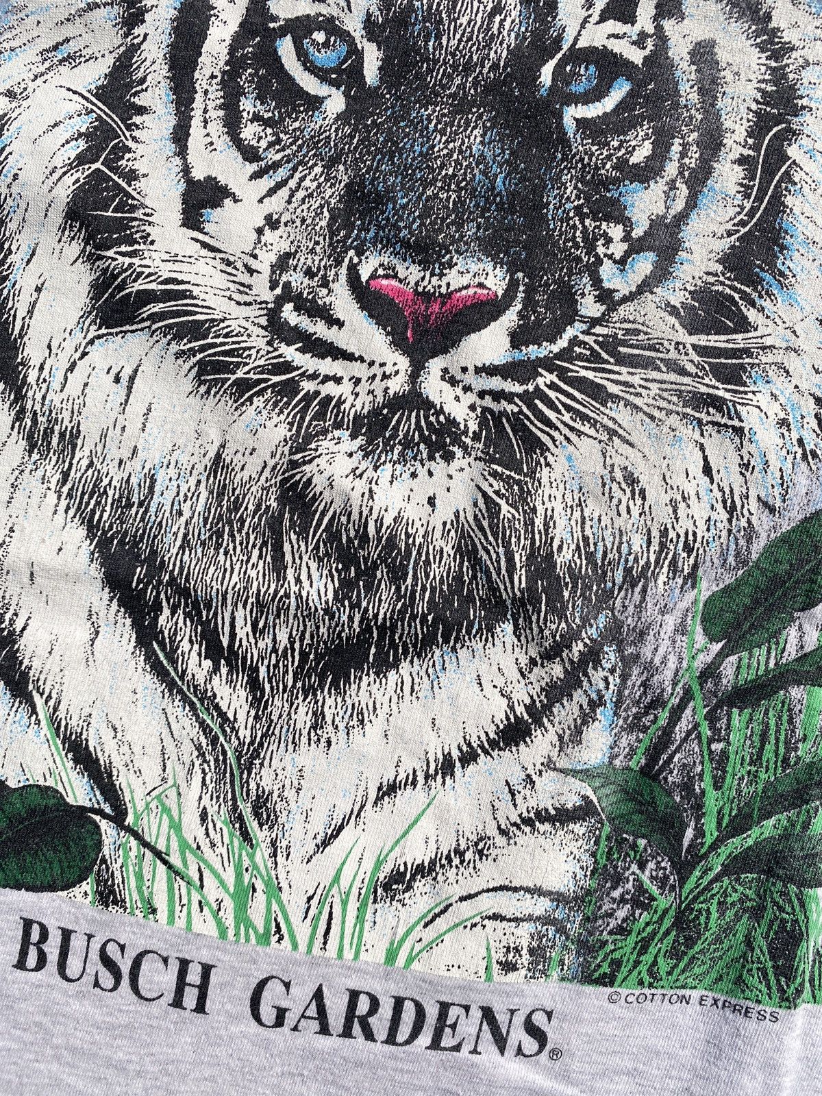 Vintage 90s Busch Gardens big cat white tiger art shirt sz M Size US M / EU 48-50 / 2 - 2 Thumbnail