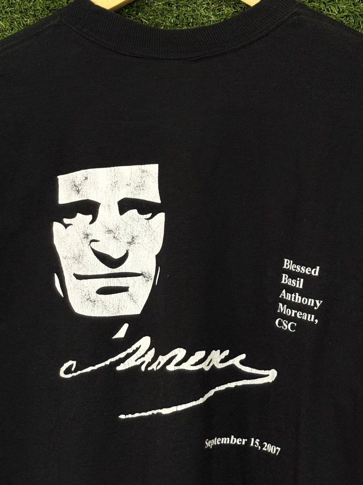 Vintage Vintage Black Heavyweight Jerzees Holy Cross Shirt Black Size US M / EU 48-50 / 2 - 4 Thumbnail