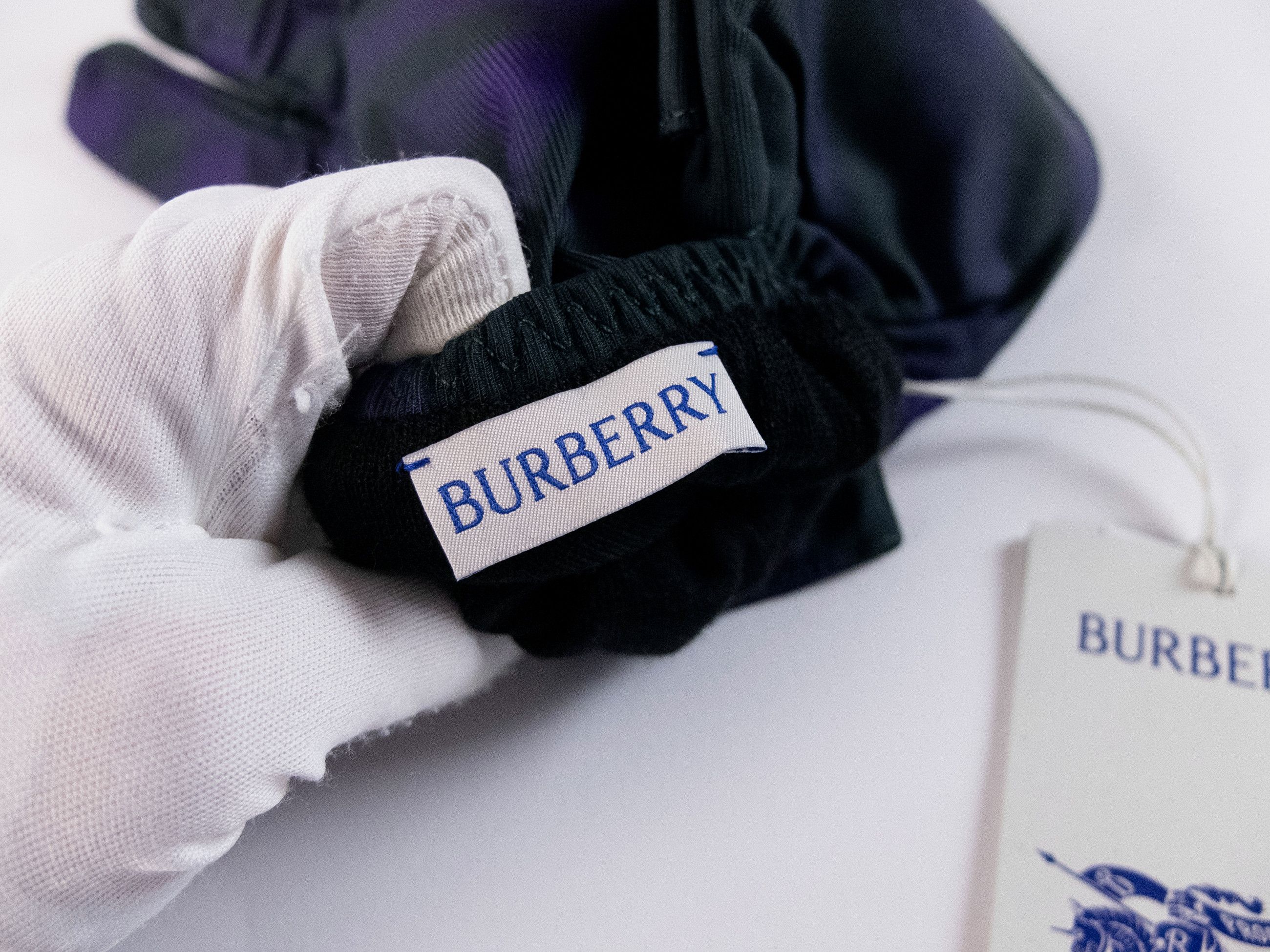 Burberry BURBERRY purple & green check nylon & cashmere gloves Size ONE SIZE - 4 Thumbnail