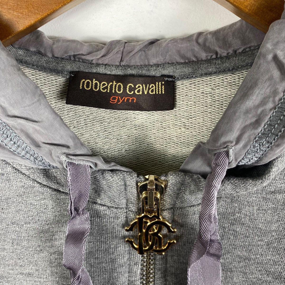 Roberto Cavalli ROBERTO CAVALLI GYM Wellness Zip Hoodie Women Size 38 Size S / US 4 / IT 40 - 6 Thumbnail
