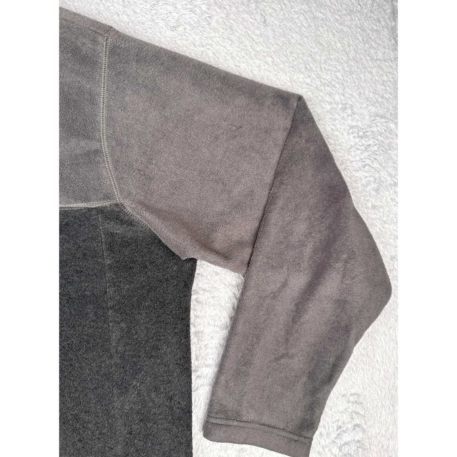 Vintage Columbia Sweatshirt Men 2XL Gray Fleece 1/4 Zip Snap Neck Pullover Outdoor Polyester Shirt Size US XXL / EU 58 / 5 - 2 Thumbnail