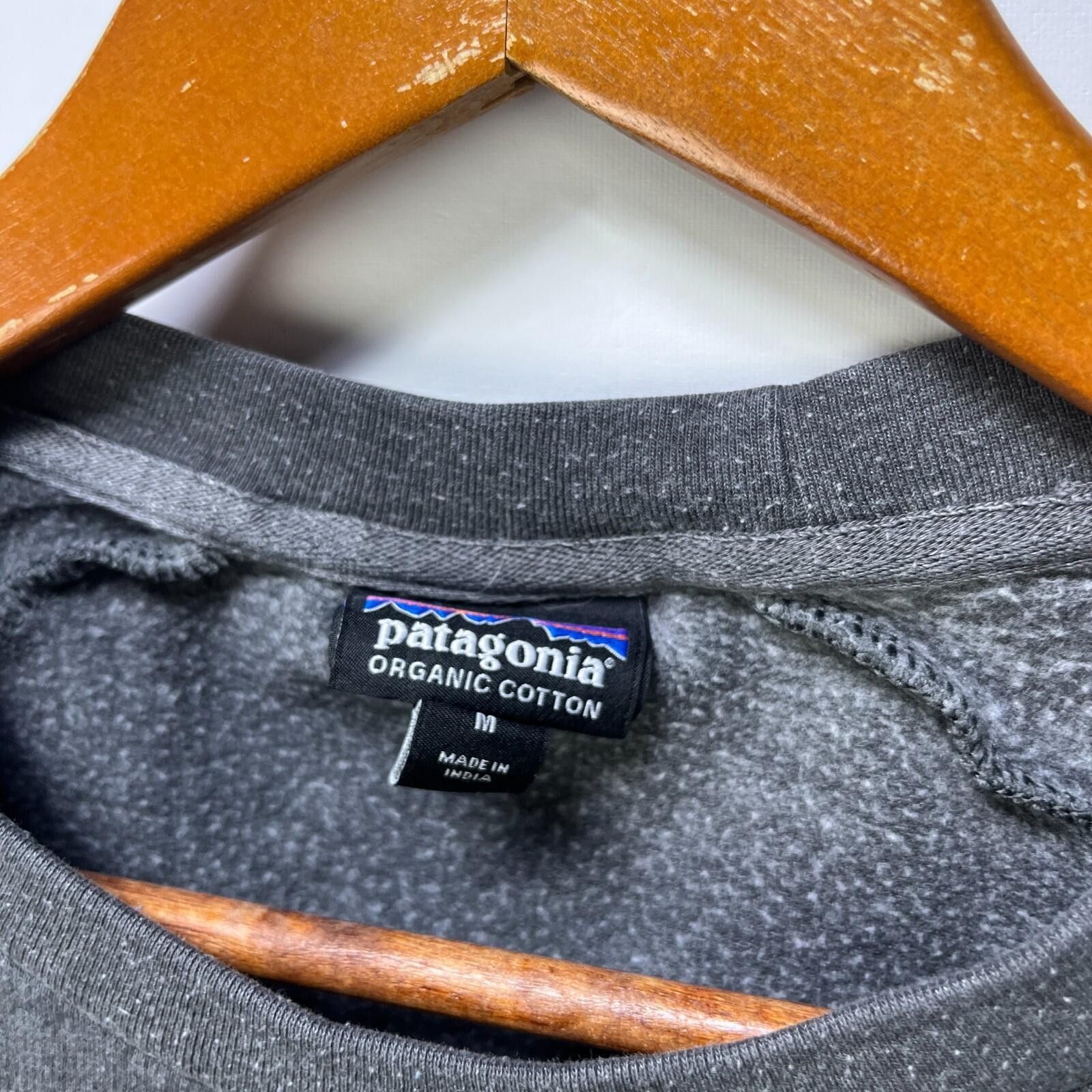Patagonia Patagonia P-6 Logo Lightweight Raglan Crewneck Sweatshirt M Size US M / EU 48-50 / 2 - 5 Thumbnail