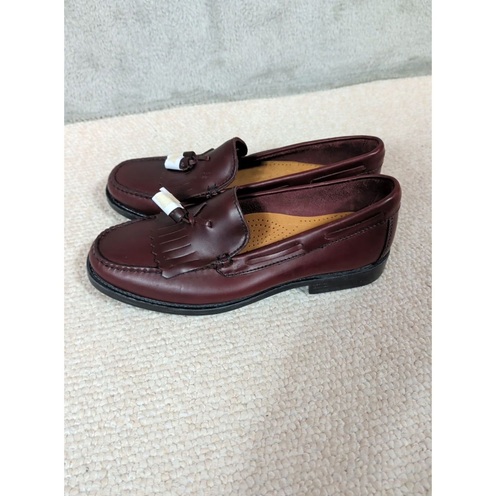 Vintage VINTAGE Bass Weejuns Marietta II Women Size 8.5M Burgundy Tassel Loafers Dark Academia Shoe Boys Girls Mens Womens Size US 9 / IT 39 - 6 Thumbnail
