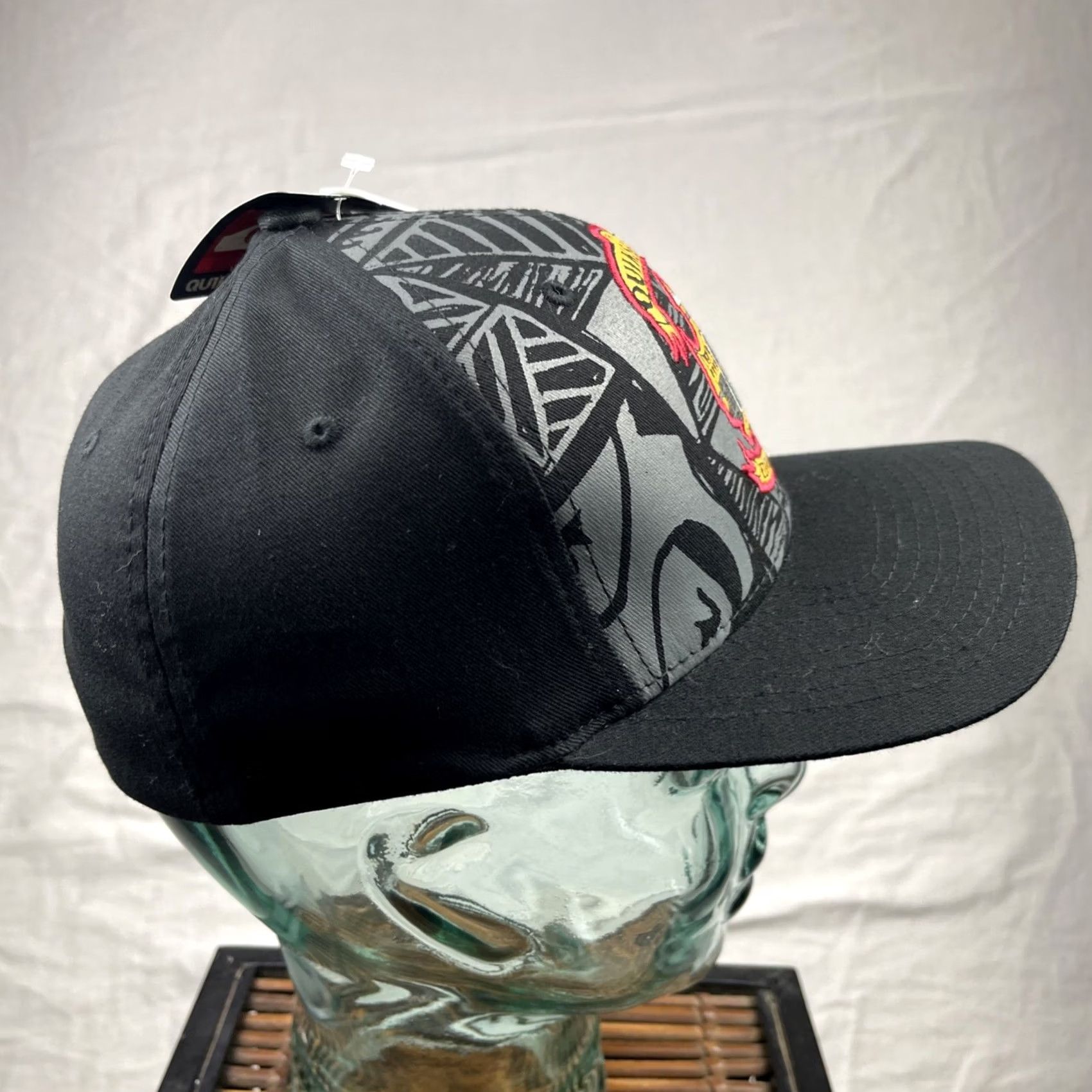 Quiksilver Quiksilver Eddie Aikau Hat Cap Mens Flex Fit Black Waimea Bay Hawaii Memorial Cap Size ONE SIZE - 4 Thumbnail