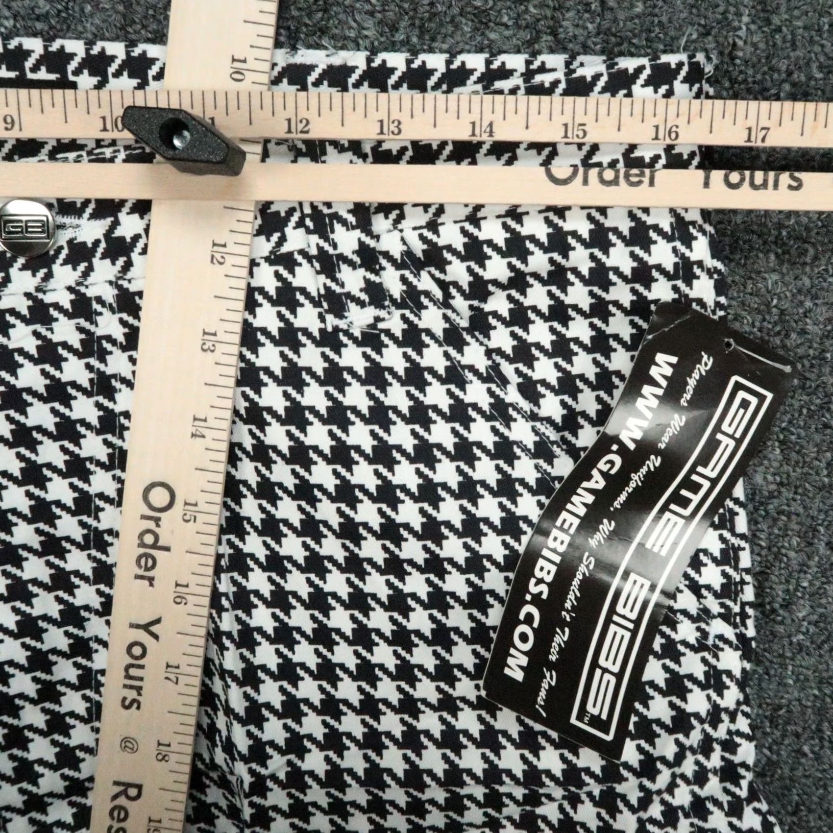 Vintage Game Bibs Shorts Mens 32 Black Houndstooth Cargo Fan Wear Tailgate Cargo Han﻿ds Mens Size US 32 / EU 48 - 7 Thumbnail