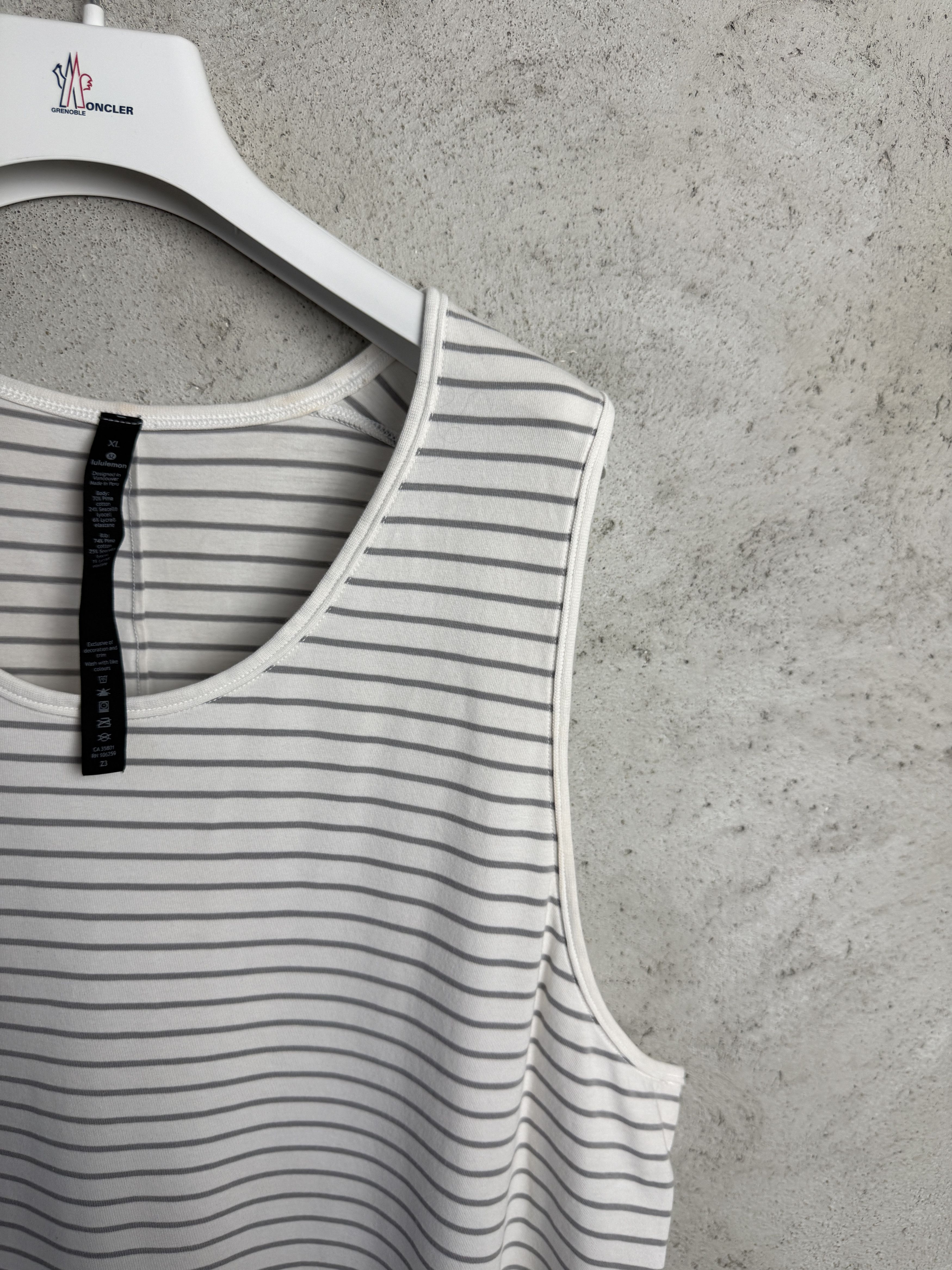 Lululemon Lululemon striped tank top t-shirt tee sport gym running Size US XL / EU 56 / 4 - 2 Thumbnail