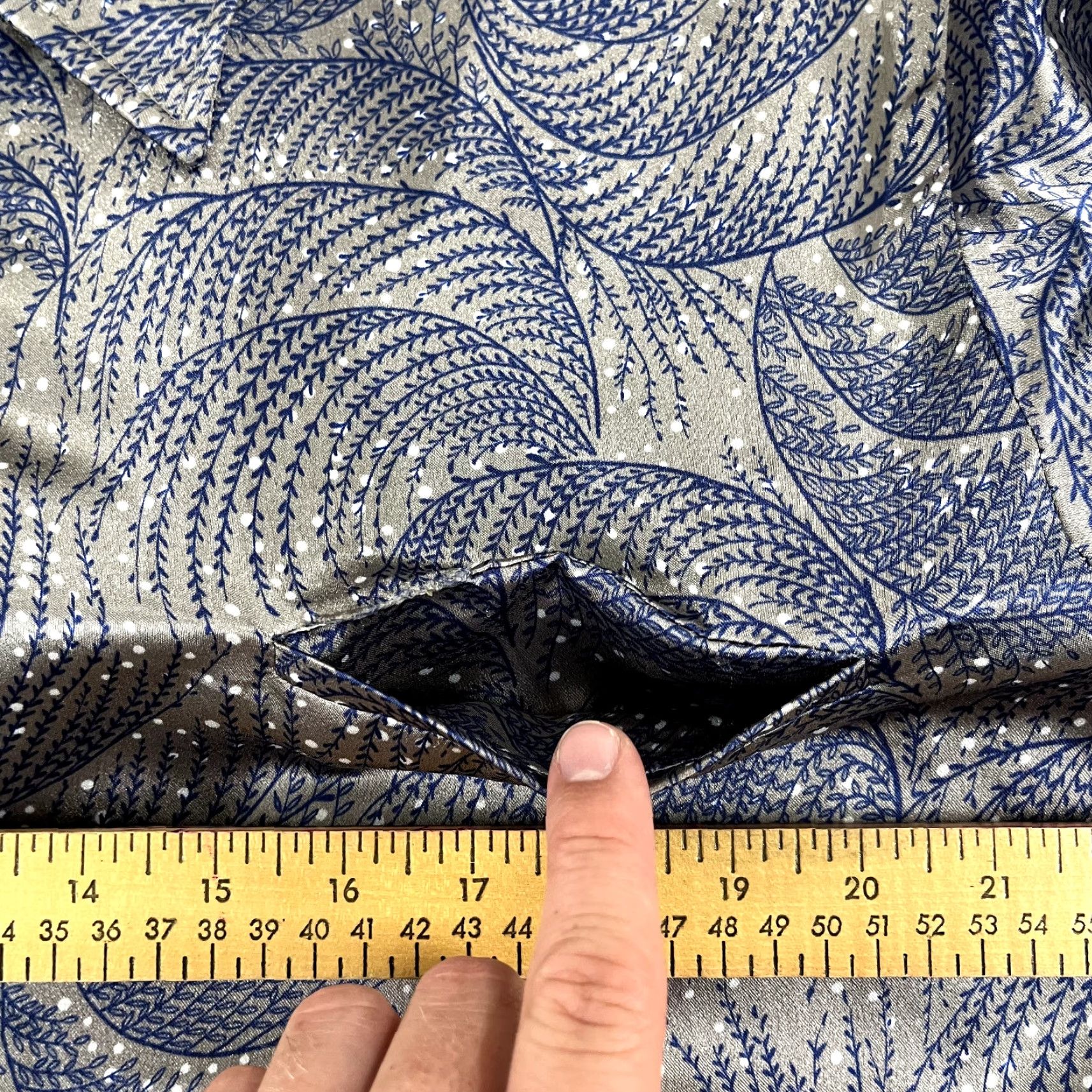 Vintage VINTAGE HOLO HOLO Shirt Mens Extra Large Blue Silver Abstract Floral Hawaiian Button Up Size US XL / EU 56 / 4 - 6 Thumbnail