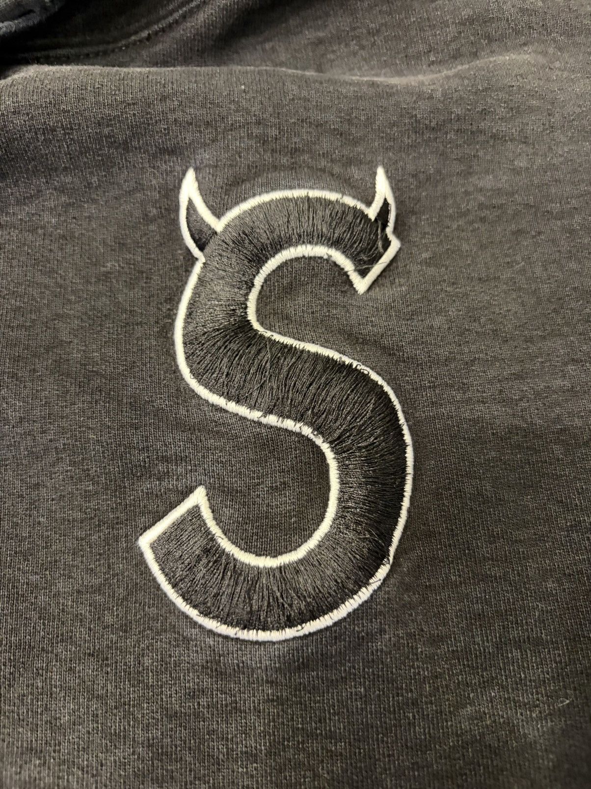 Supreme Supreme S Logo Horns Hoodie Black Size US M / EU 48-50 / 2 - 4 Thumbnail