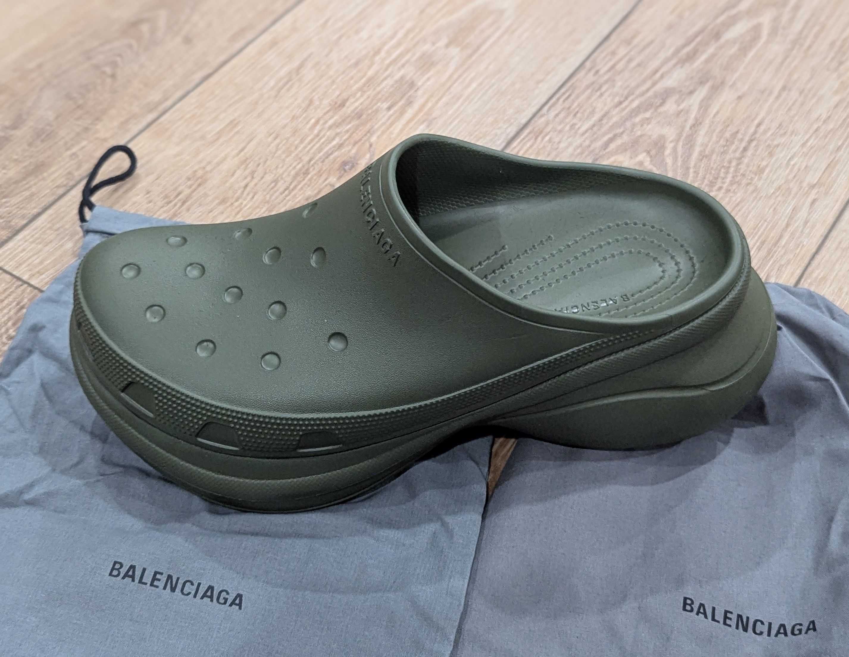 Balenciaga Balenciaga Chunky Slip On Clogs Khaki 43 US 10 Size US 10 / EU 43 - 4 Thumbnail