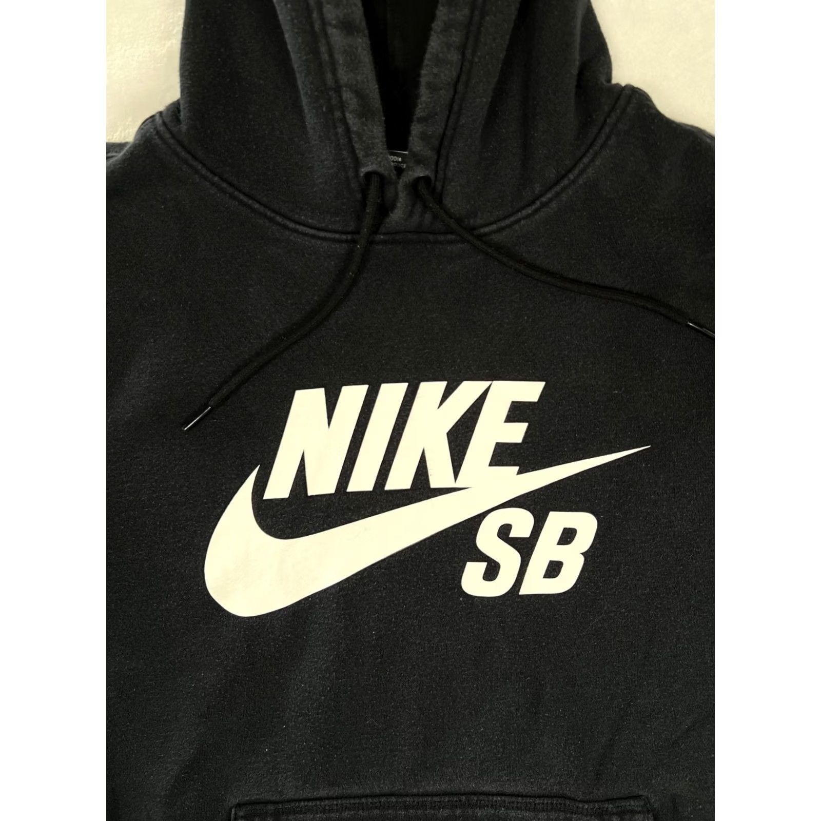 Nike Nike SB Hoodie Mens M Black Logo Graphic Pullover Skater Sweatshirt Y2K Hooded Pockets Graphic Print Regular Fleece Pullover Sports Men Size US M / EU 48-50 / 2 - 2 Thumbnail