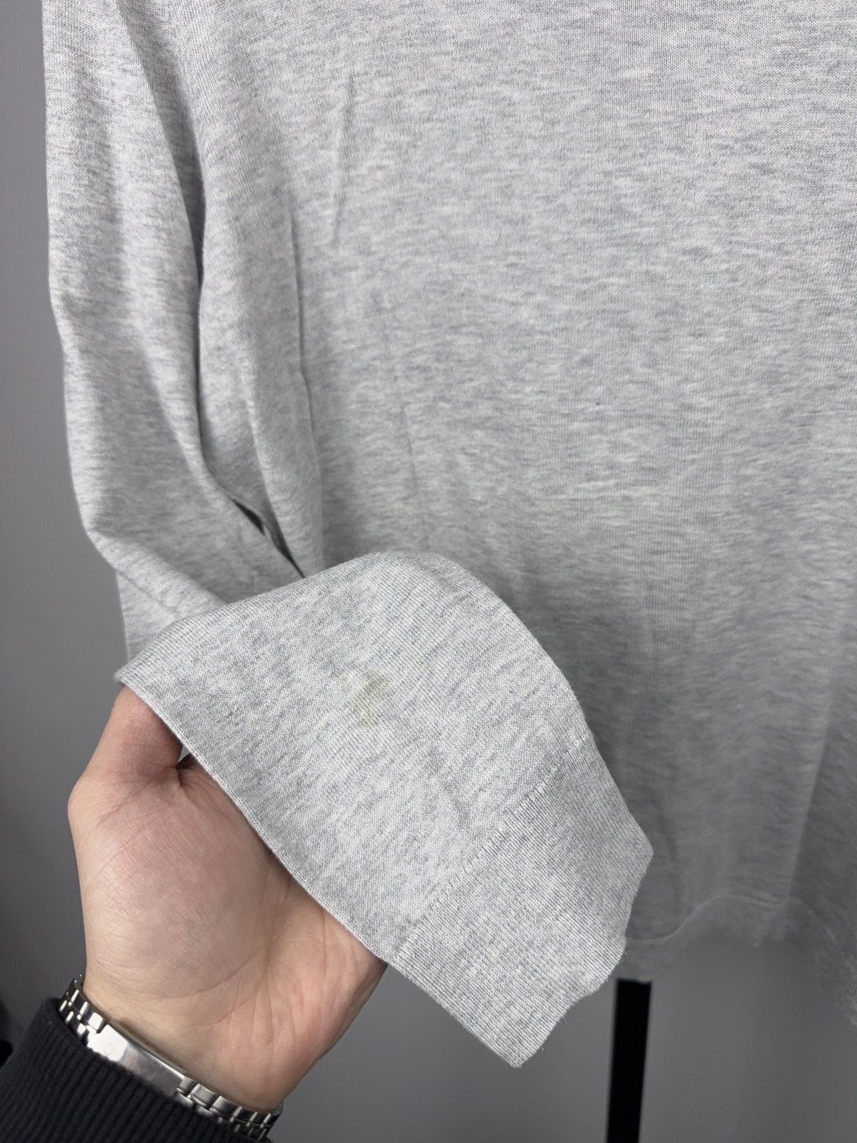 Hugo Boss Luxury 00s Hugo Boss Grey Longsleeve Minimalist Top Size S / US 4 / IT 40 - 11 Thumbnail