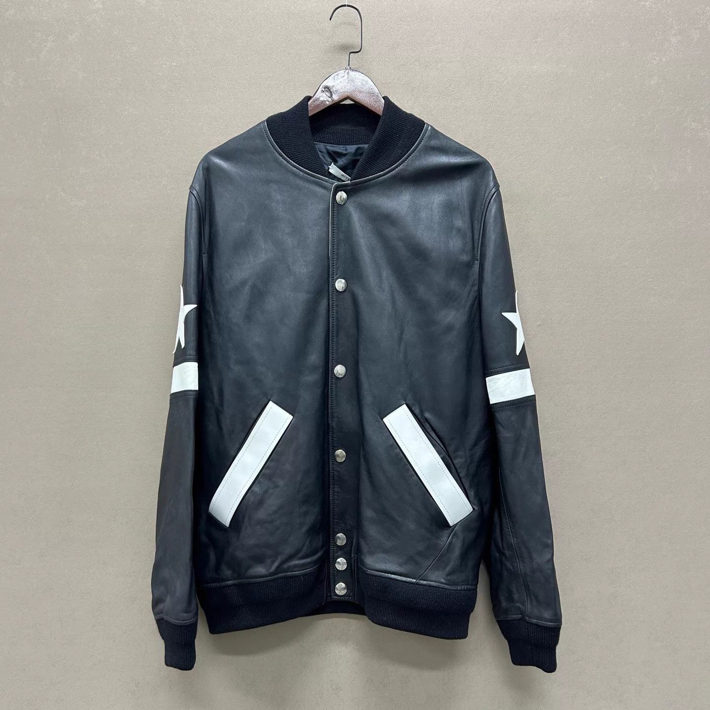 Givenchy Givenchy Black 5-Star Leather Jacket Size 56 Size US XL / EU 56 / 4 - 1 Thumbnail