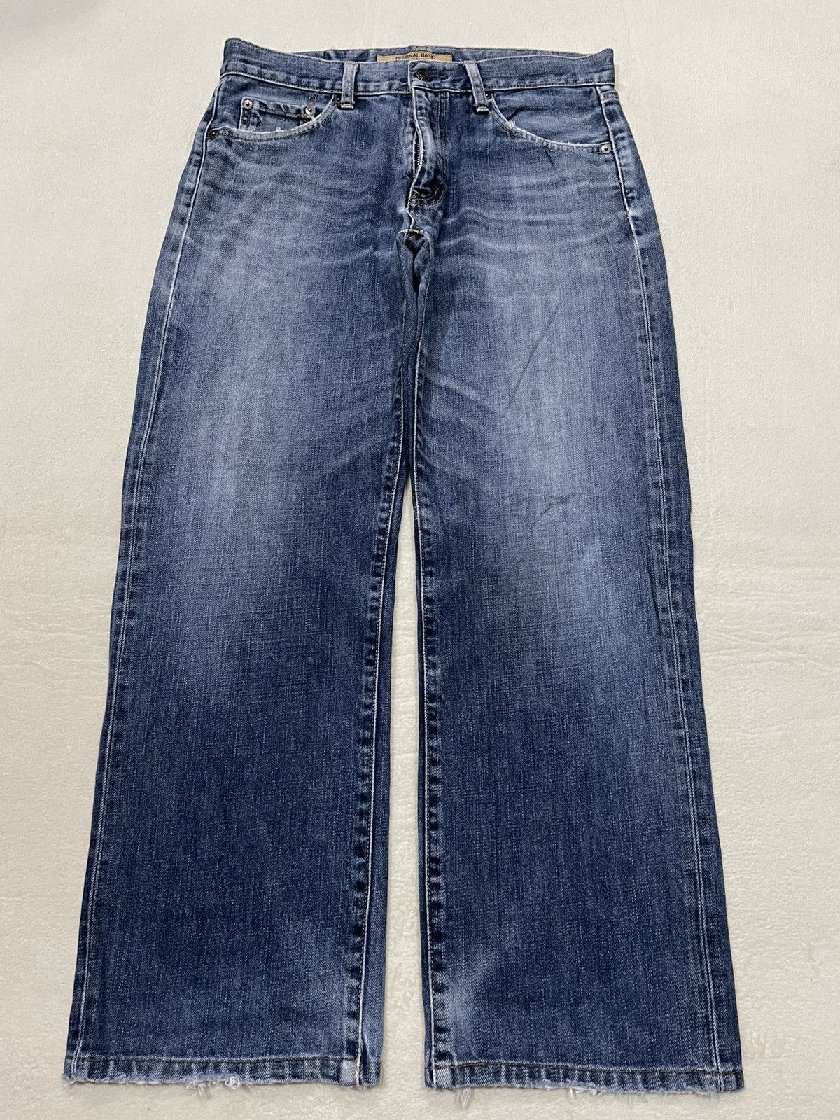 Uniqlo Vintage Uniqlo Straight Cut Distress Ripped Faded Denim Jean Size US 32 / EU 48 - 1 Thumbnail