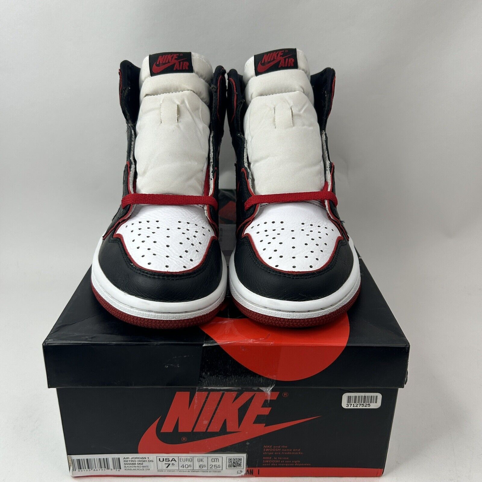 Nike Nike Air Jordan 1 Retro High OG “Bloodline” 2024 Size US 9 / IT 39 - 2 Thumbnail