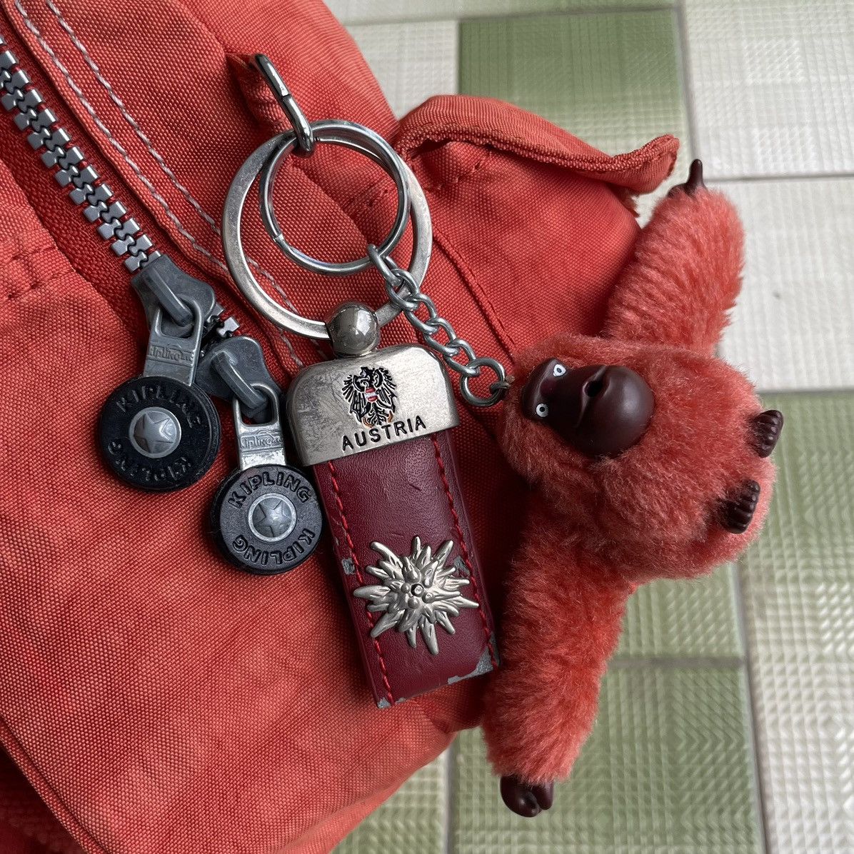 Japanese Brand 🔥 RARE KIPLING CANDY 2-WAY CROSSBODY Size ONE SIZE - 8 Thumbnail