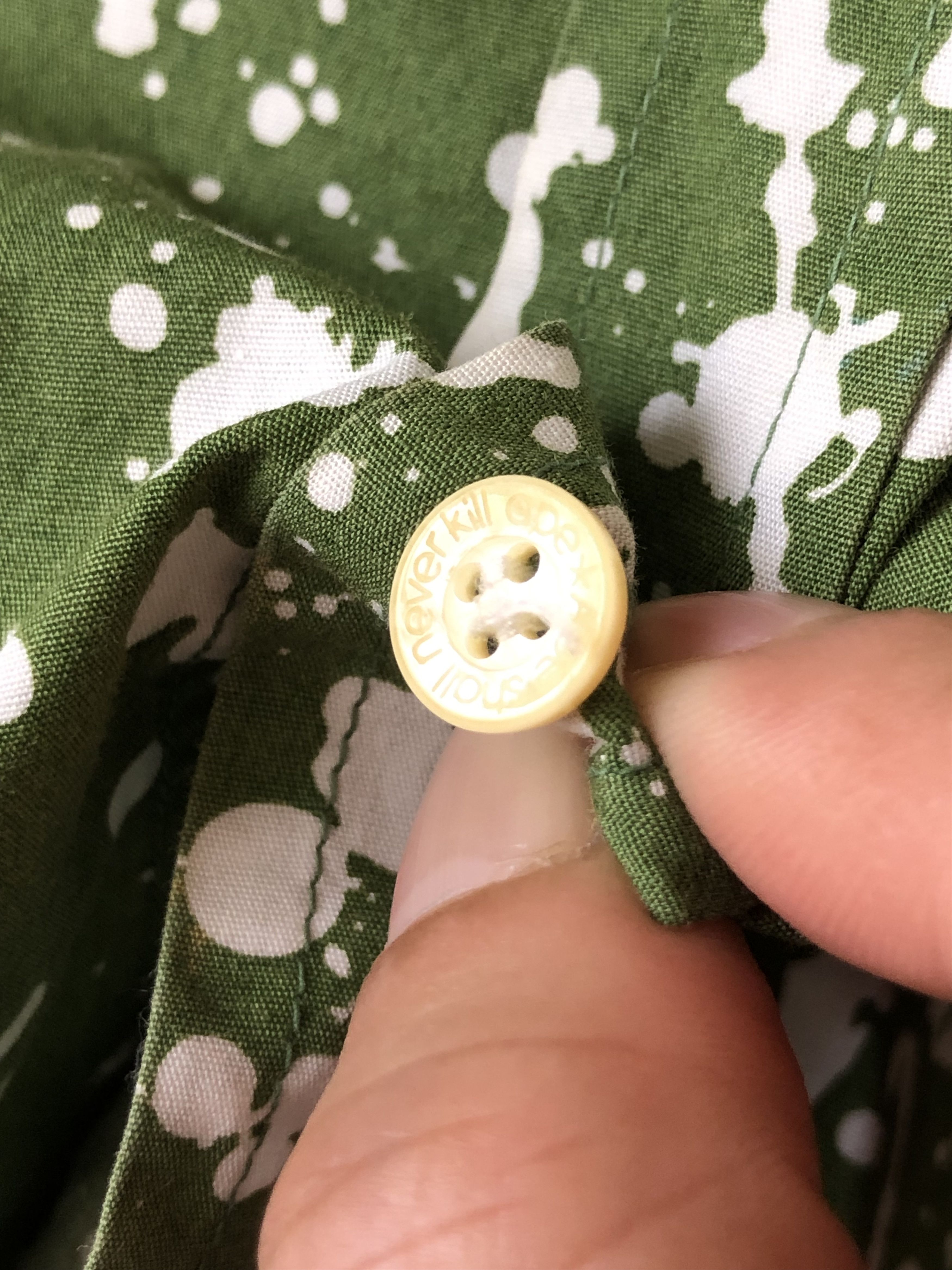Bape RARE🔥BAPE PAINT SPLATTER GREEN BUTTON UPS XS Size US XS / EU 42 / 0 - 5 Thumbnail