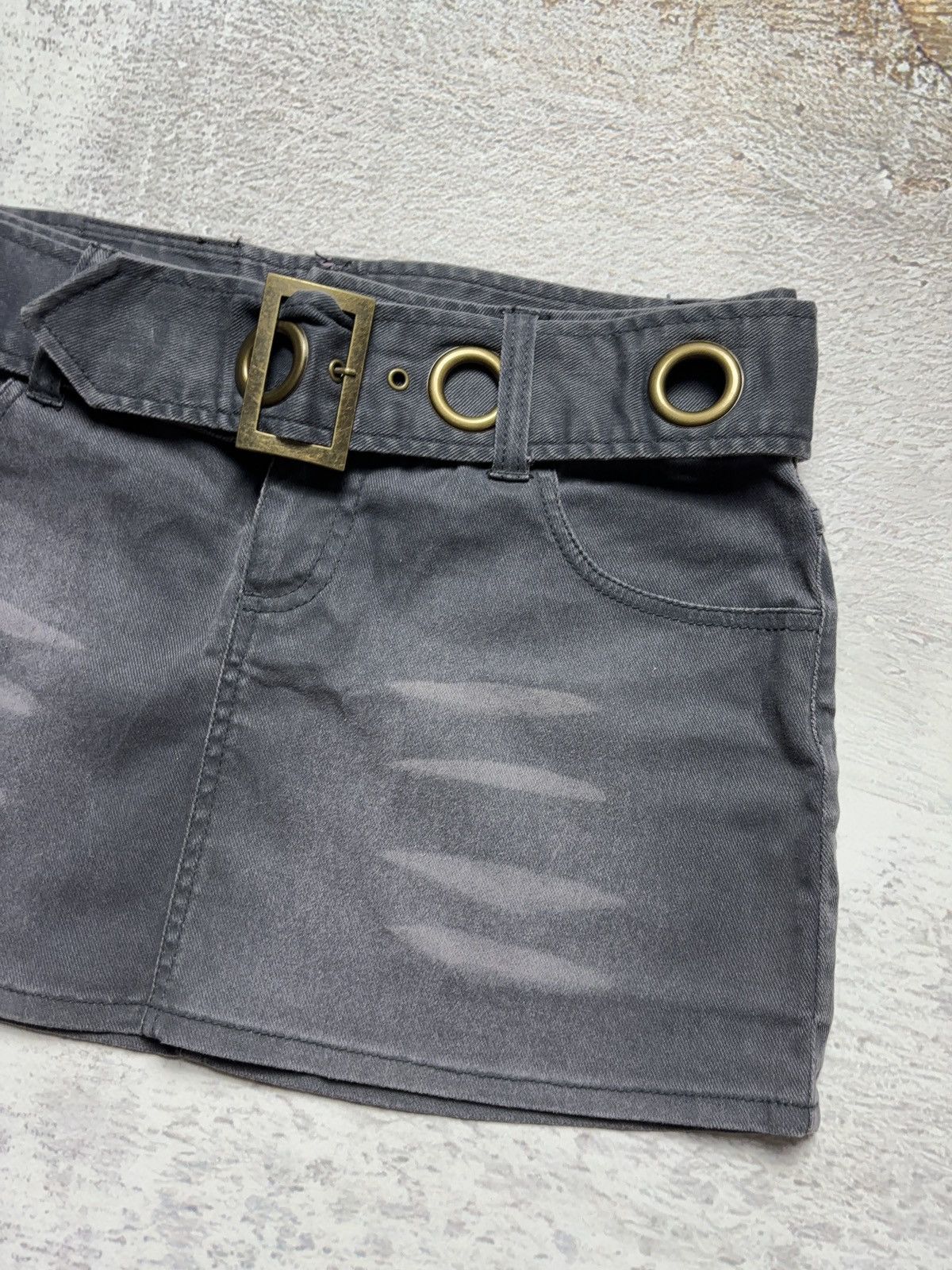 Other Belted vintage mini faded denim skirt Size 27" / US 4 / IT 40 - 4 Thumbnail