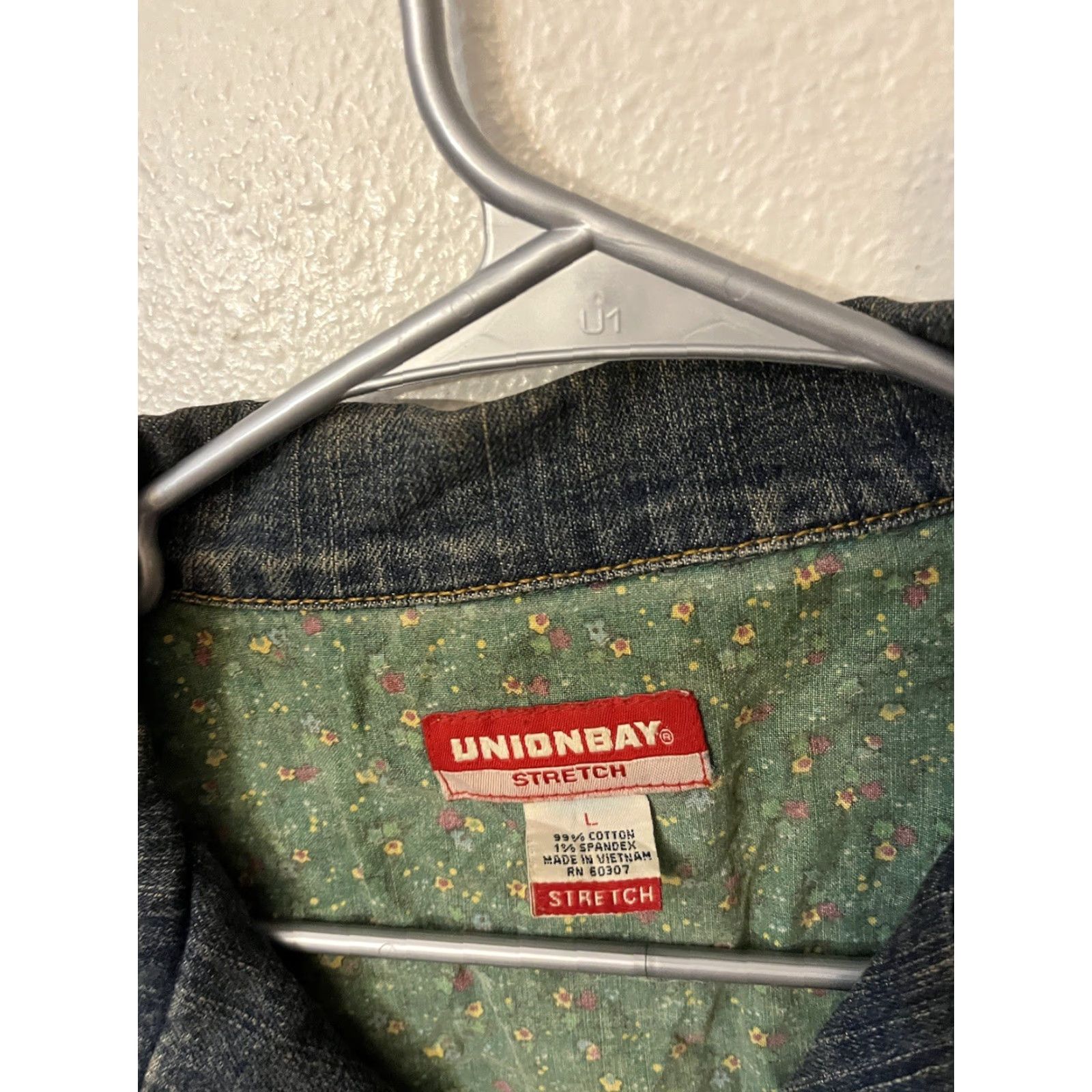 Vintage VINTAGE Union Bay Women’s Denim Jacket Short Blue 100% Cotton 90s Distressed Casual Jacket Womens L Size L / US 10 / IT 46 - 3 Thumbnail