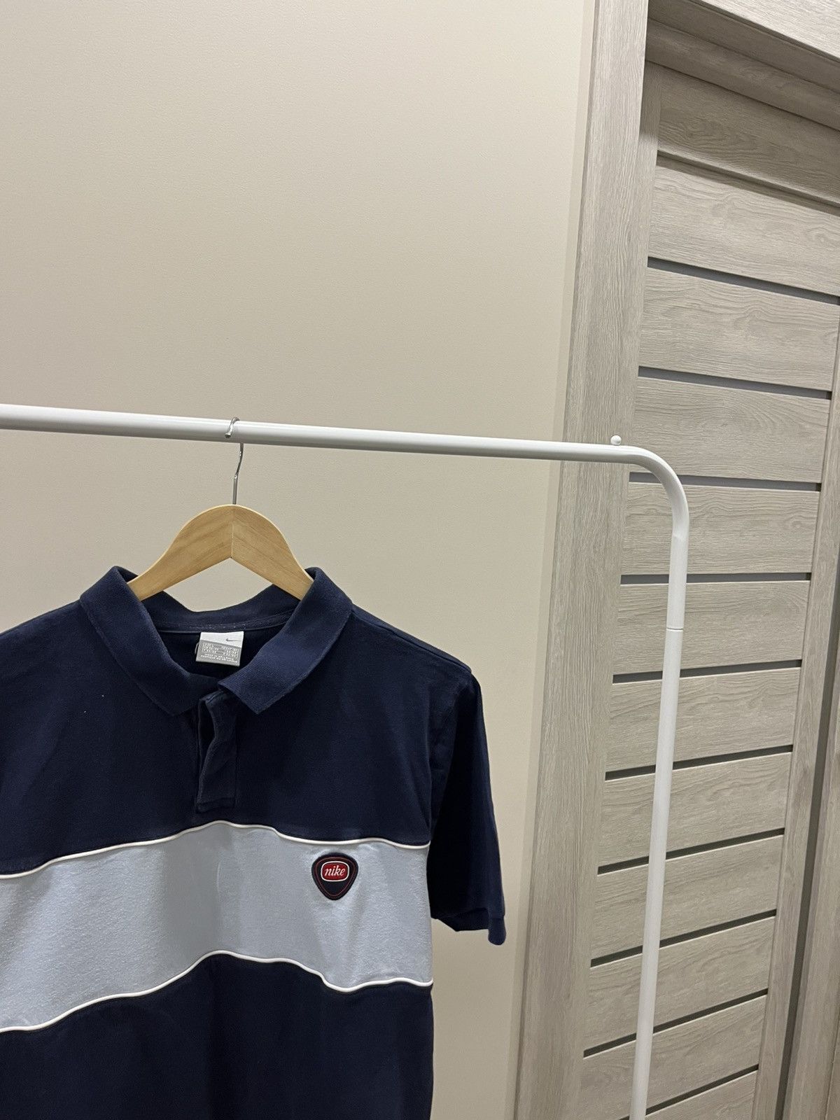 Nike Mens Polo Y2K T Shirt Nike Vintage 90s Size L Blue Size US L / EU 52-54 / 3 - 2 Thumbnail