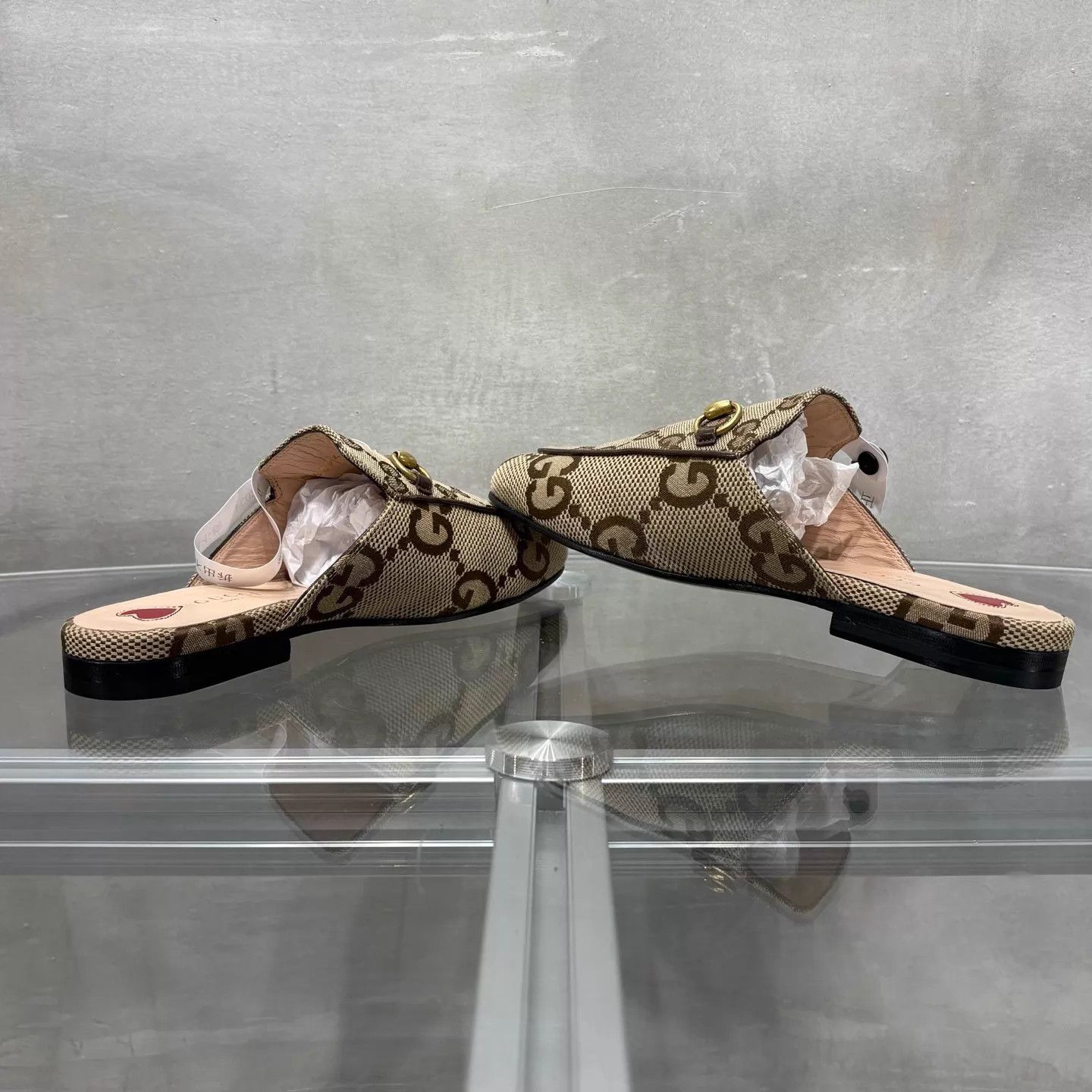 Gucci Gucci GG Monogram Brown Slides 35.5 Size US 5 / IT 35 - 5 Thumbnail