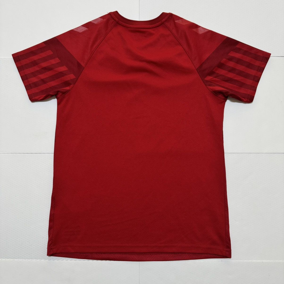 Hummel Hummel Denmark National Team 2022/23 Football Soccer Jersey Size US XS / EU 42 / 0 - 8 Thumbnail