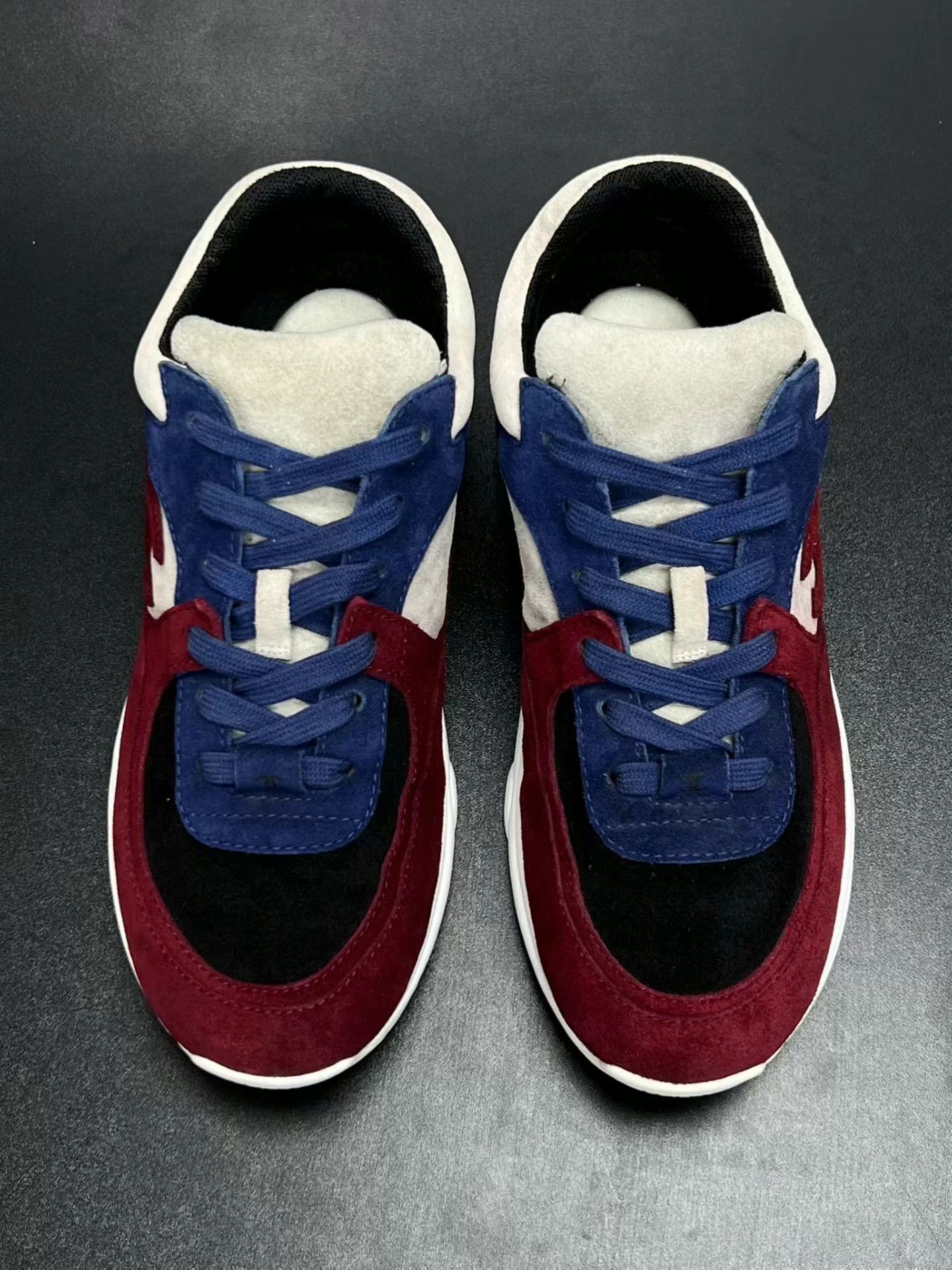 Chanel CHANEL running shoes, dark red Size US 6 / IT 36 - 1 Thumbnail
