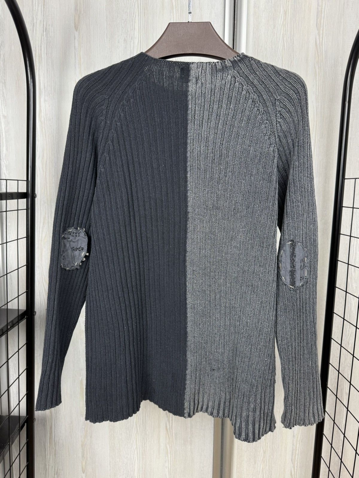 Desigual Desigual vintage Spain double colour distressed sweater Size XL / US 12-14 / IT 48-50 - 8 Thumbnail