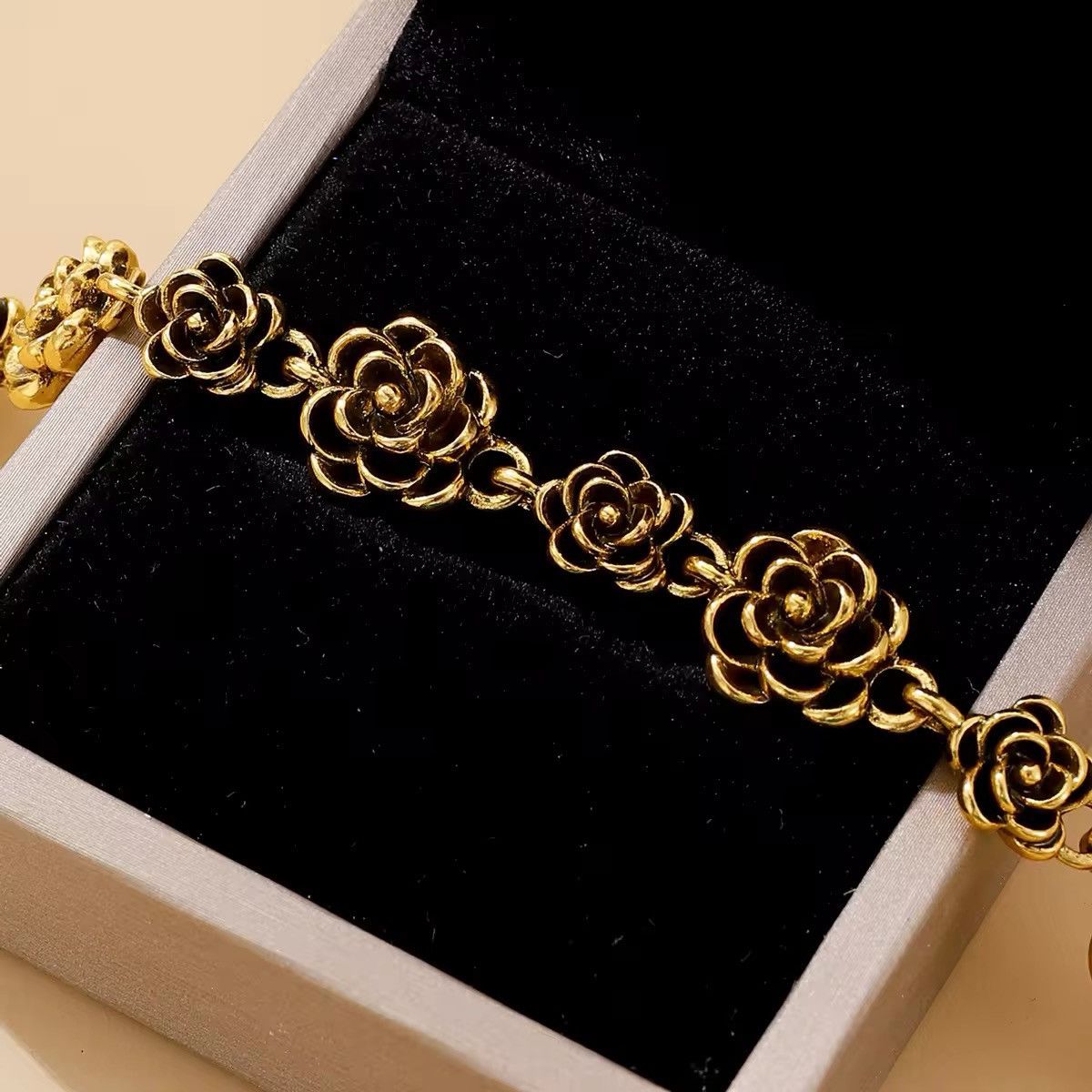 Japanese Brand × Vintage 18cm Y2K Rose Bracelet Size ONE SIZE - 2 Thumbnail