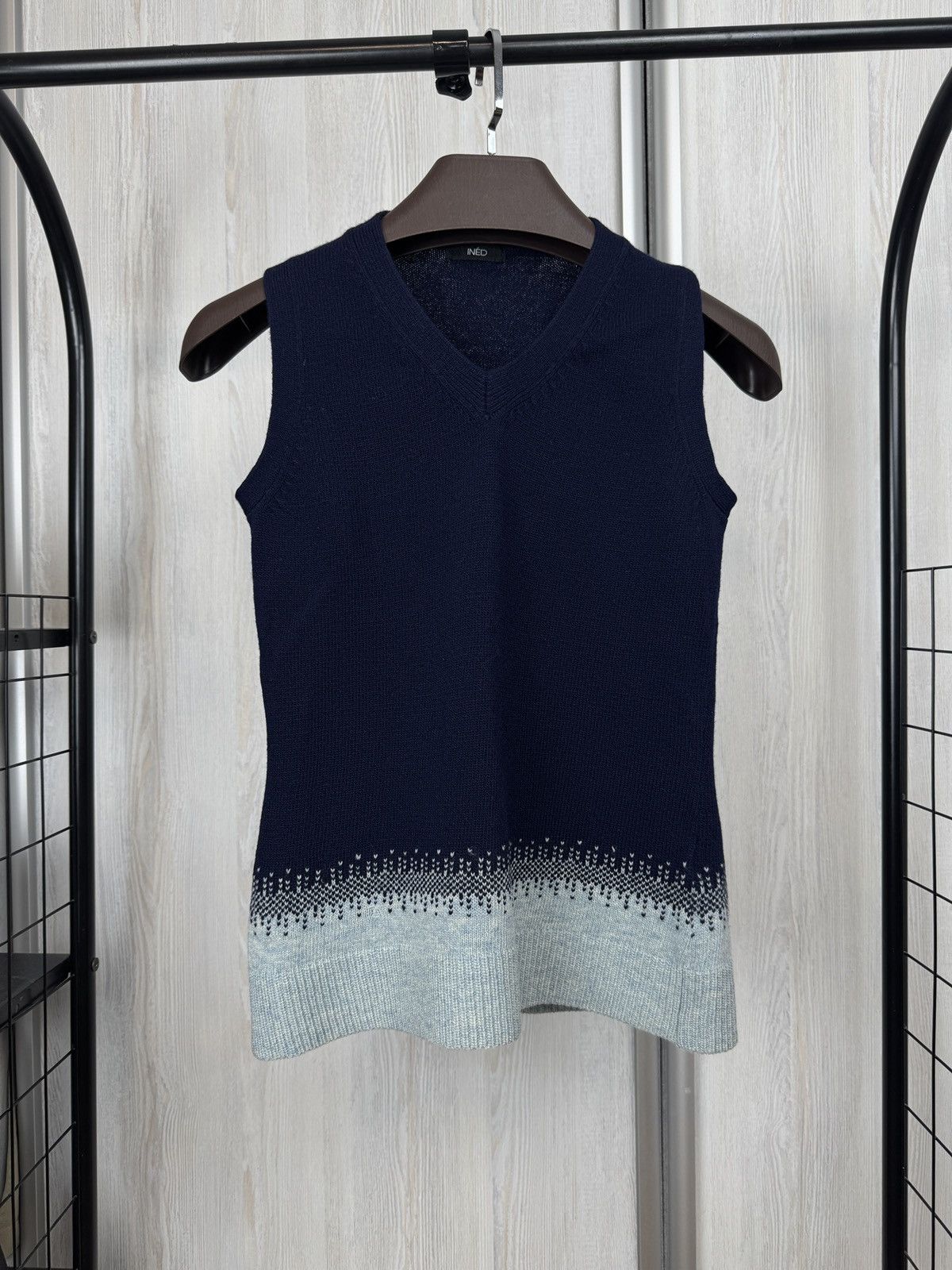 Yohji Yamamoto Ined Yohji Yamamoto wool knitted vest v neck size 2 Size S / US 4 / IT 40 - 1 Thumbnail
