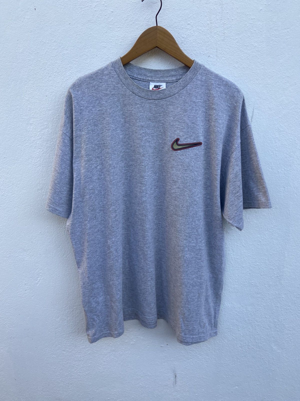 Nike Vintage y2k Vintage Nike t shirt Size US L / EU 52-54 / 3 - 2 Thumbnail