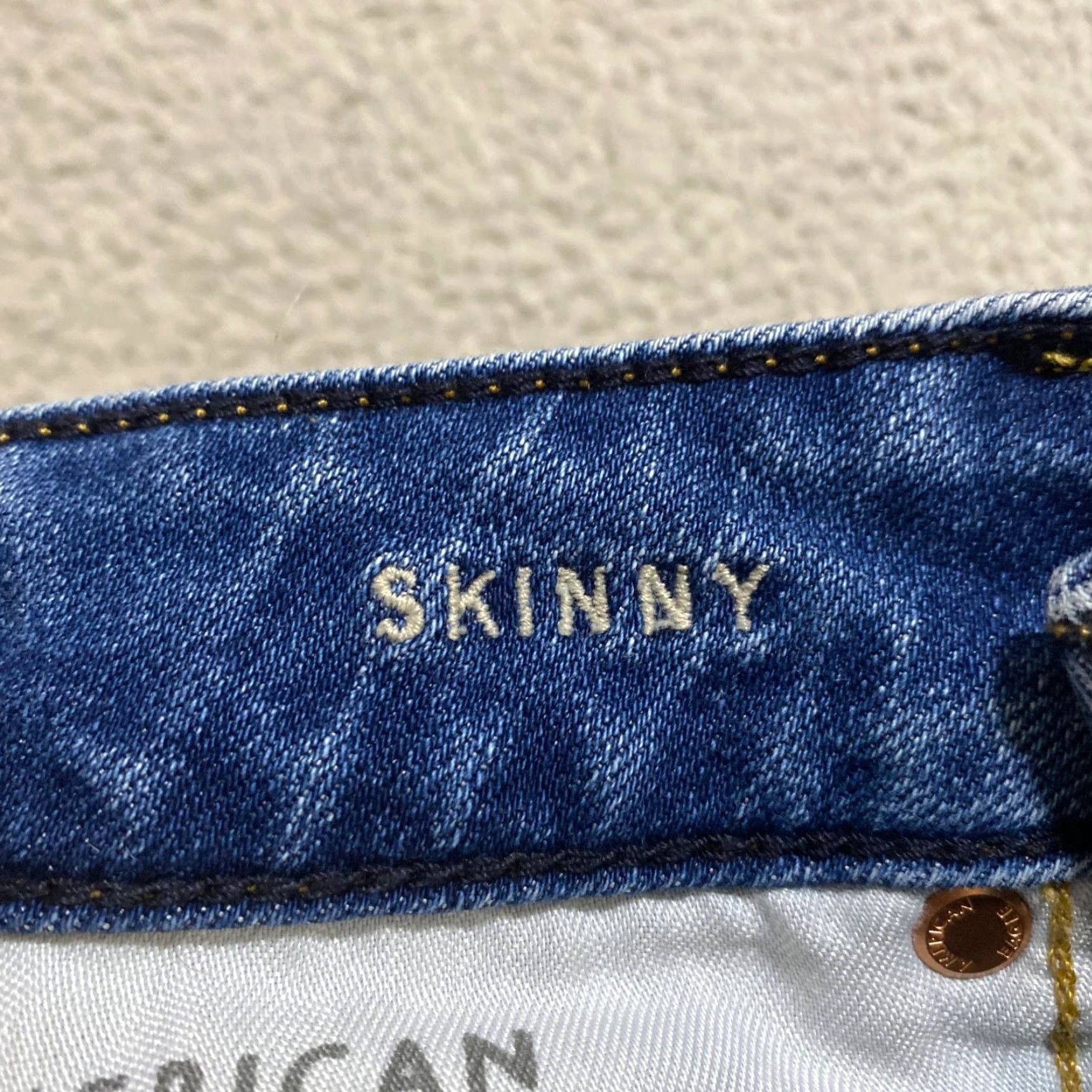 American Eagle Outfitters American Eagle Outfitters Jeans 28x28 Blue Denim Skinny Mens Regular 5-Pocket Distressed Medium Wash Size US 28 / EU 44 - 4 Thumbnail