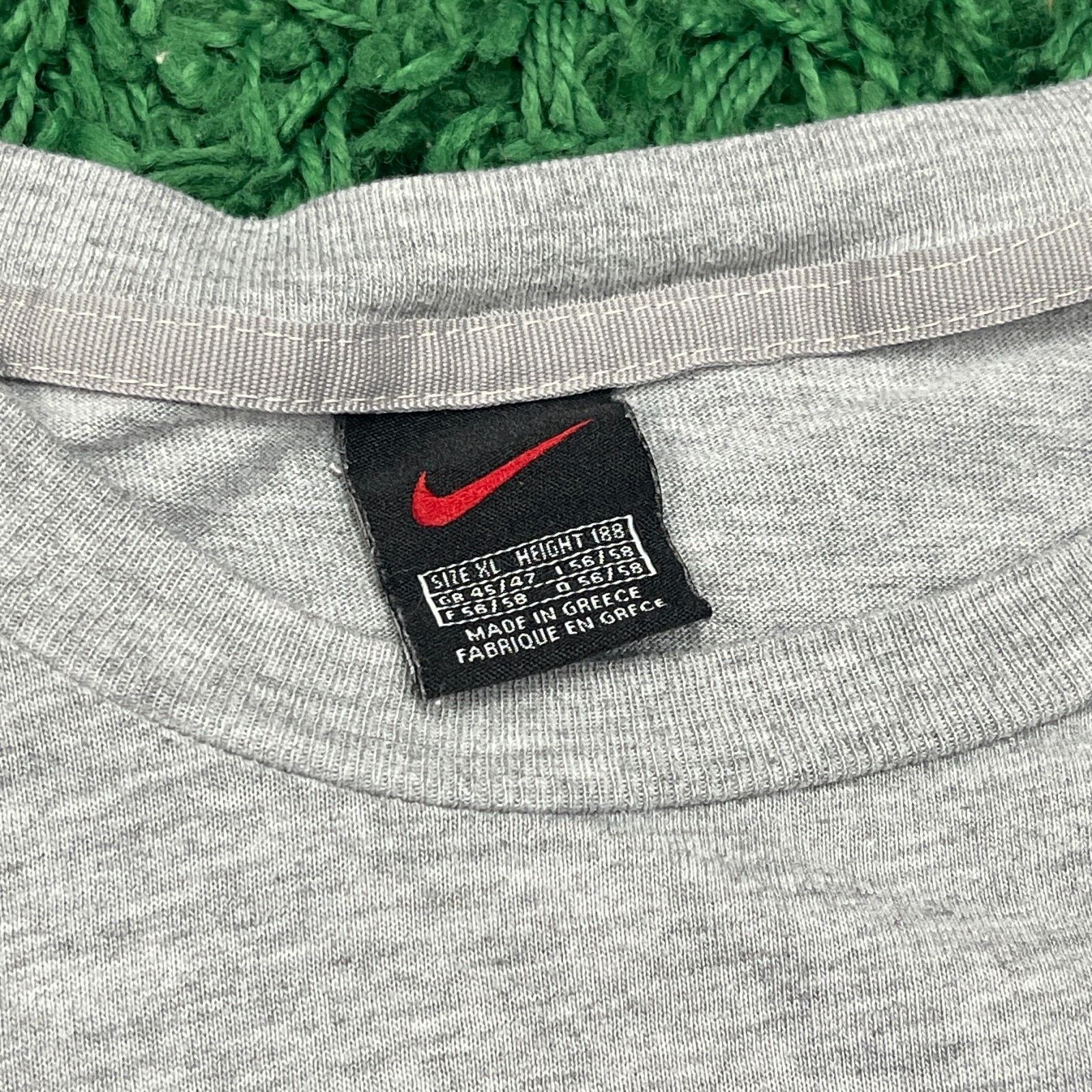 Nike × Vintage Vintage Y2K Nike Gray Swoosh Logo Tee T Shirt size XL B11 Size US XL / EU 56 / 4 - 4 Thumbnail