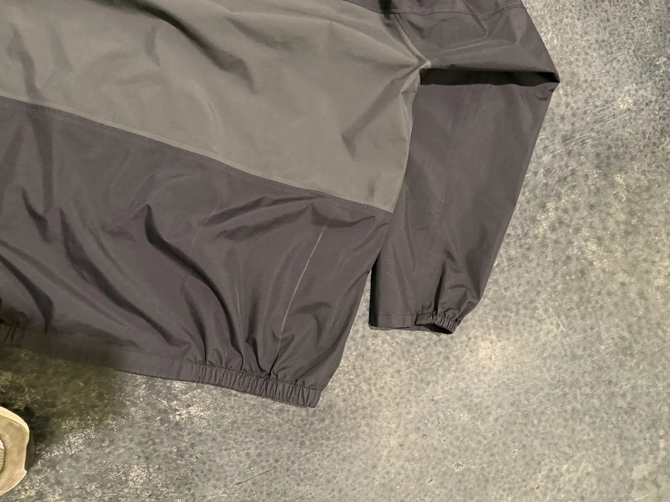 Nike ACG ACG Windbreaker - Black/Grey Size US XS / EU 42 / 0 - 4 Thumbnail