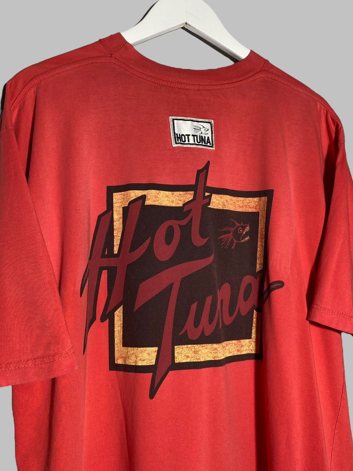 Hot Tuna 🔥 VINTAGE HOT TUNA SURF VIBES TEE DISTRESSED RED FADED SHIRT Size US XL / EU 56 / 4 - 3 Thumbnail