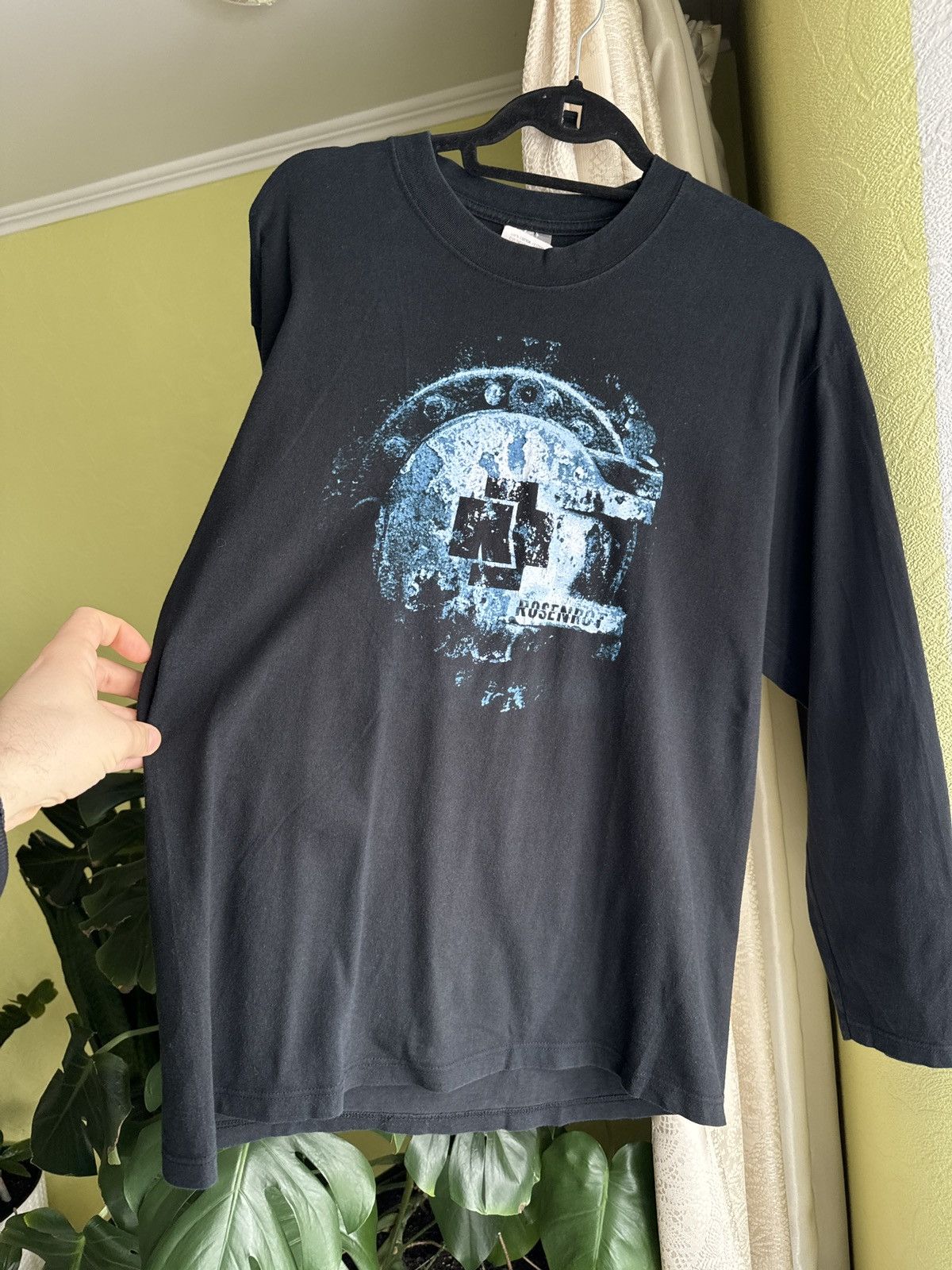 Band Tees Vintage Rammstein Rosenrot Long Sleeve Shirt Metal Band Tee Size US L / EU 52-54 / 3 - 6 Thumbnail