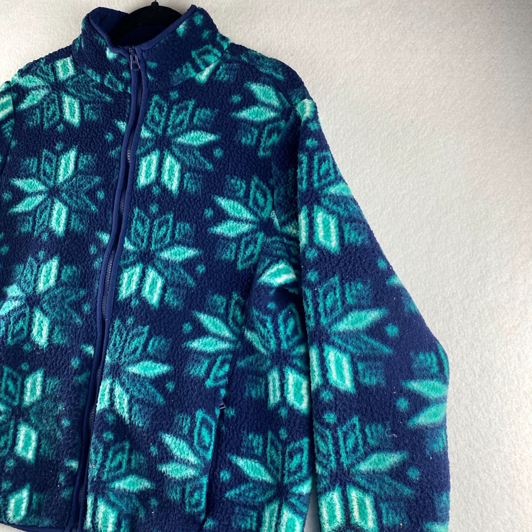 Lands' End Lands End Womens Large L Blue Full Zip Sweater Snowflake Aztec Pattern Shirt Size L / US 10 / IT 46 - 4 Thumbnail