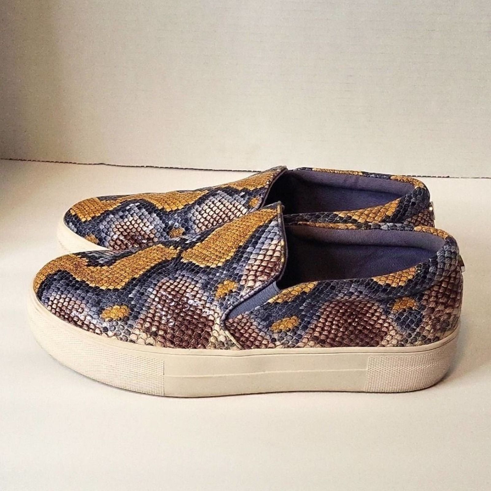 Steve Madden Steve Madden Gillis Snake Print Sneakers Size 7.5 M Size US 7.5 / IT 37.5 - 10 Thumbnail