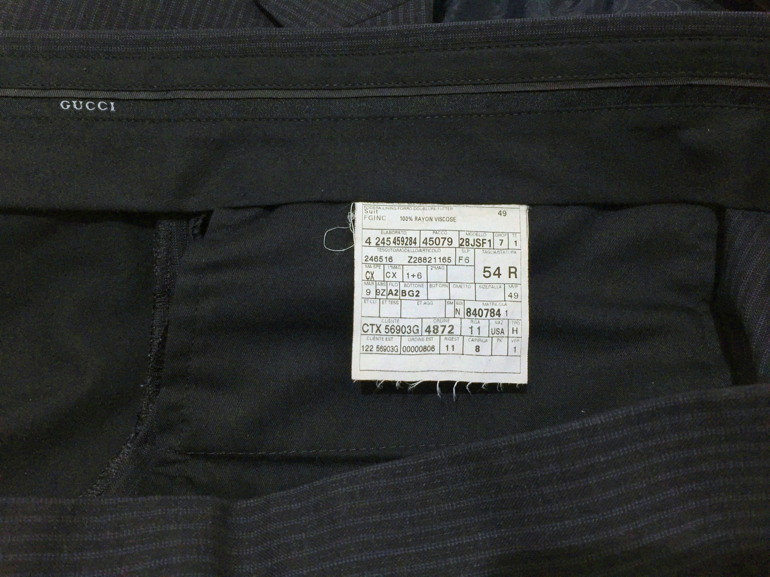 Gucci GUCCI DARK GRAY 100% WOOL PINSTRIPED TWO-BUTTON SUIT Size 54R - 5 Thumbnail