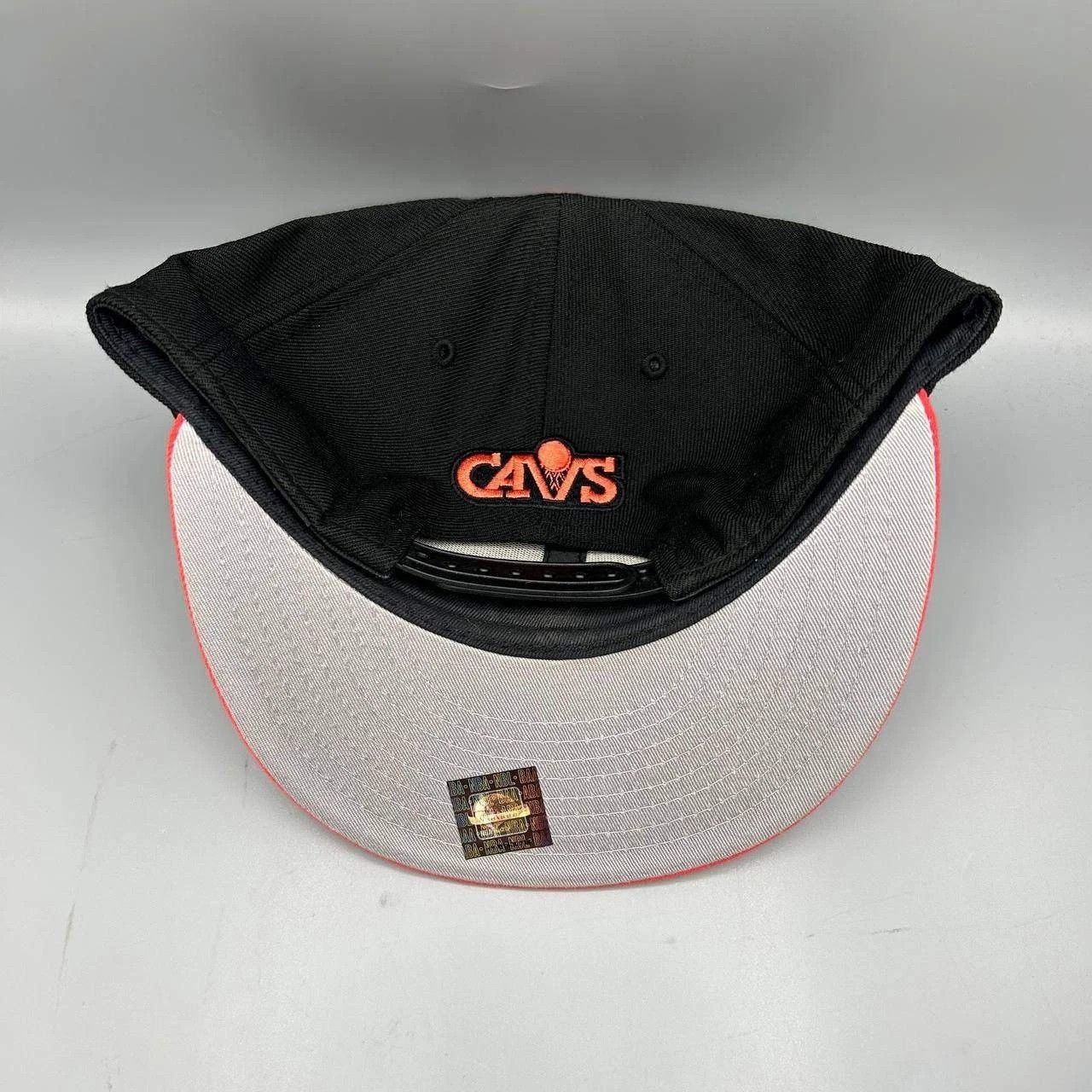 New Era Cleveland Cavaliers Hat Men Black Red Embroidered Snap Back Size ONE SIZE - 4 Thumbnail