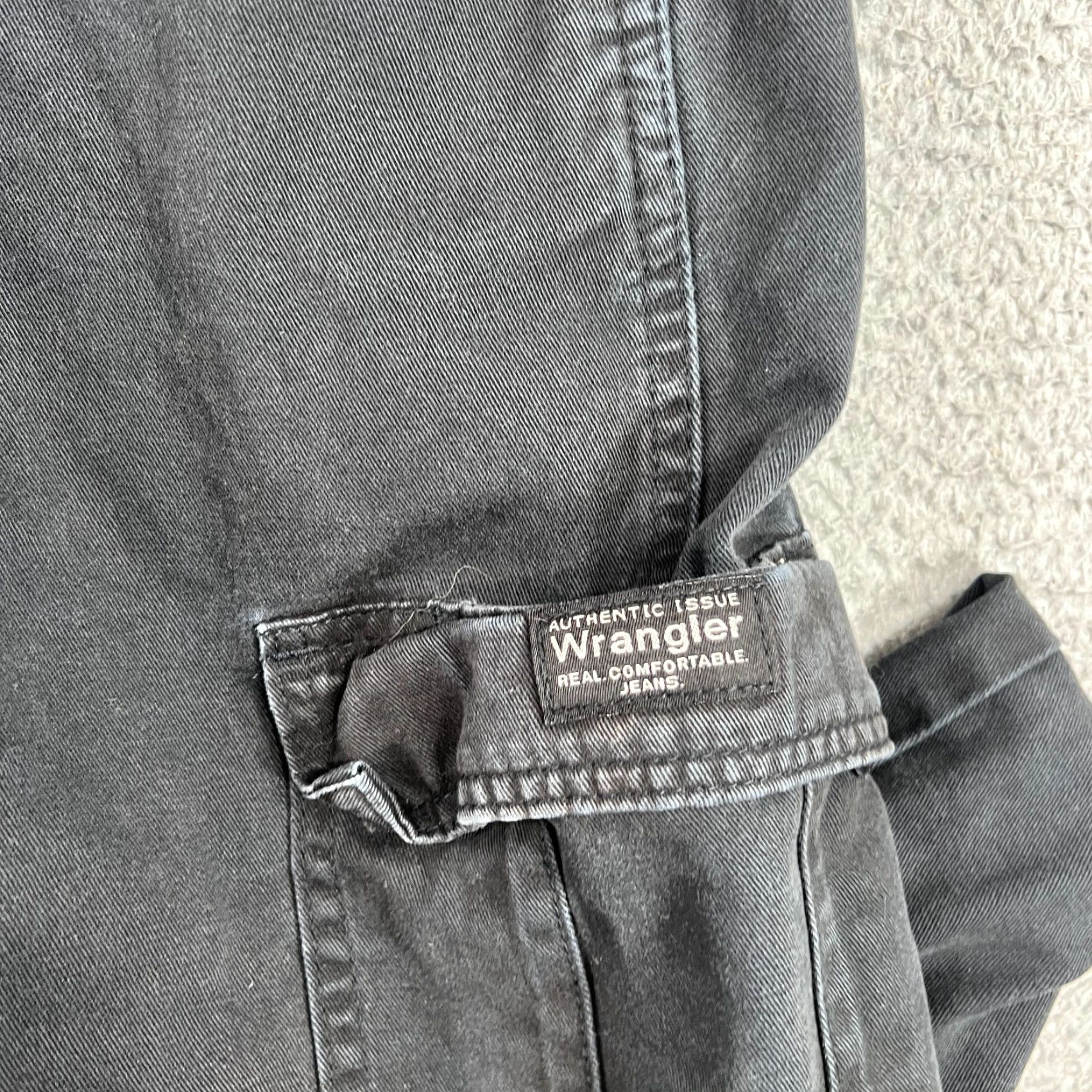 Wrangler Wrangler Cargo Pants Mens 36x32 Black Relaxed Fit Utility Chino Skater Pants Size US 36 / EU 52 - 6 Thumbnail