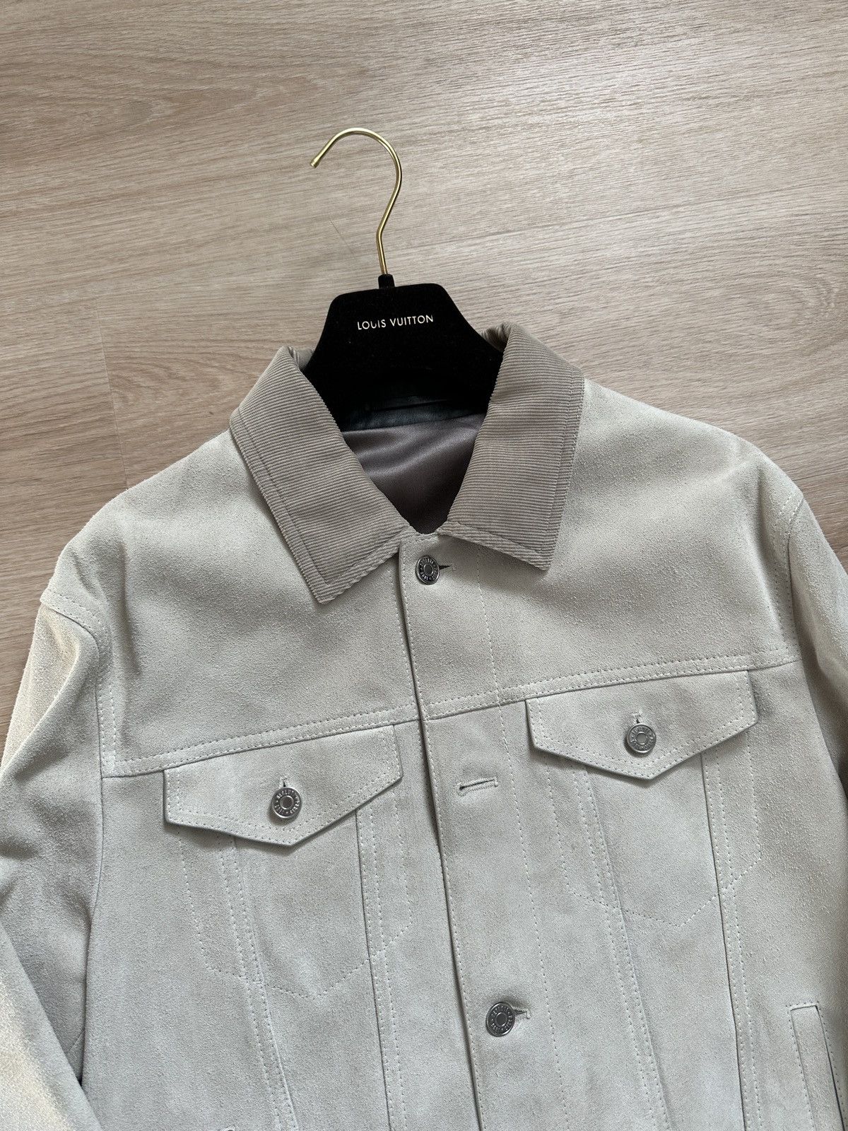 Berluti FW18 Light Grey Heavy Suede Trucker with Corduroy Details Size US S / EU 44-46 / 1 - 5 Thumbnail