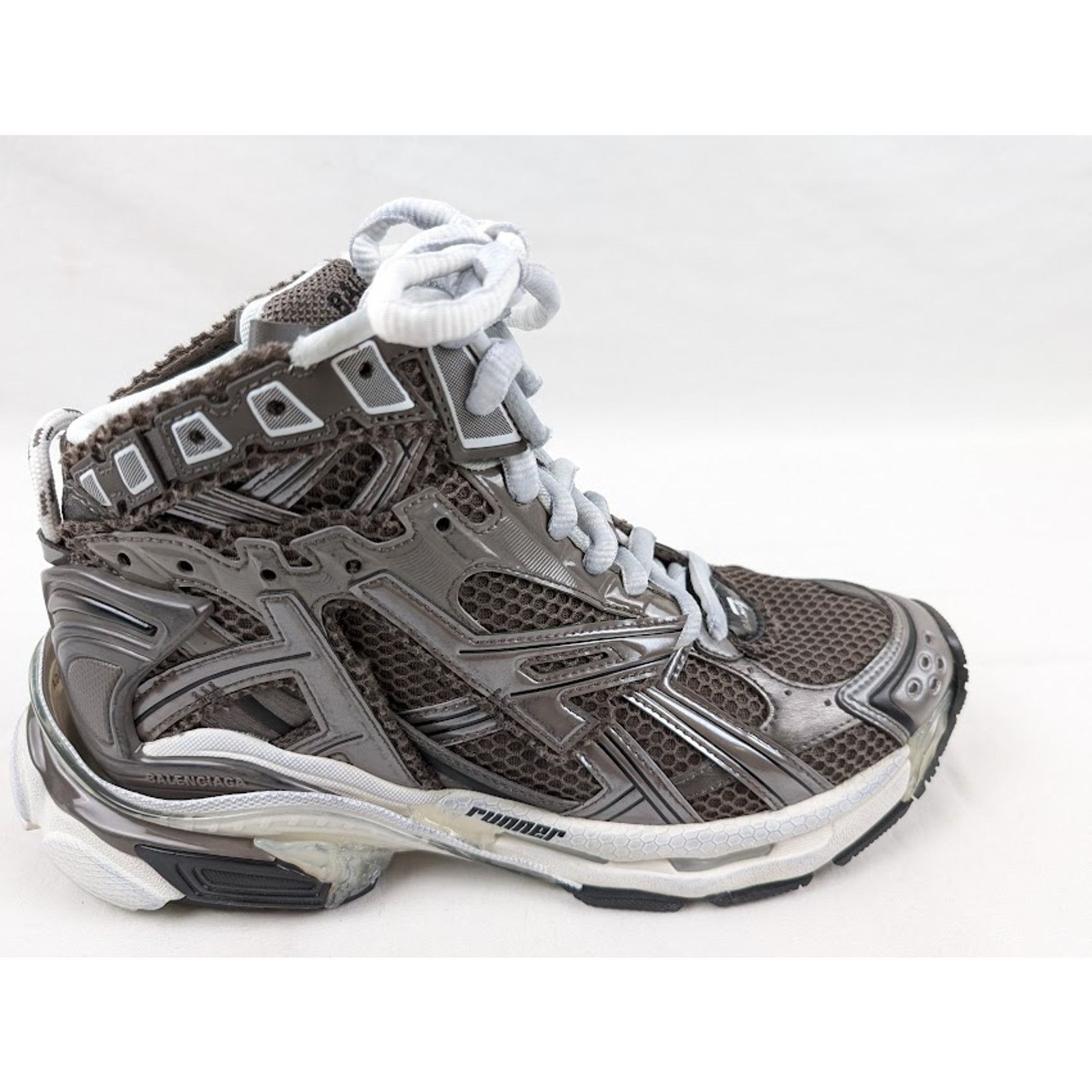 Balenciaga o1rshd1 Runner Hi-Top Sneakers in Grey/White/Black Size US 12 / EU 45 - 8 Thumbnail