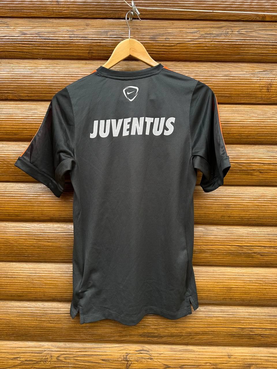 Nike Vintage Juventus Jeep soccer jersey t-shirt y2k Size US S / EU 44-46 / 1 - 2 Thumbnail