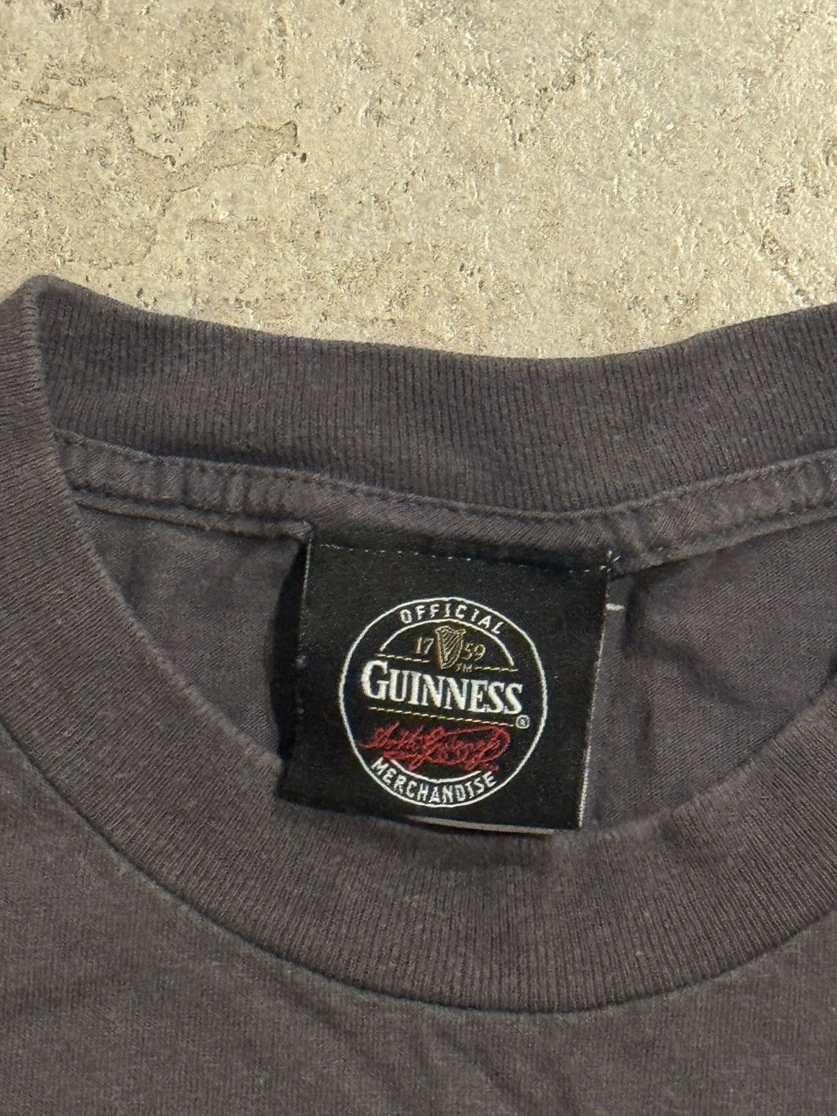 Vintage Vintage Guinness “Feeling Lucky 🍀” Shirt Size US XL / EU 56 / 4 - 3 Thumbnail