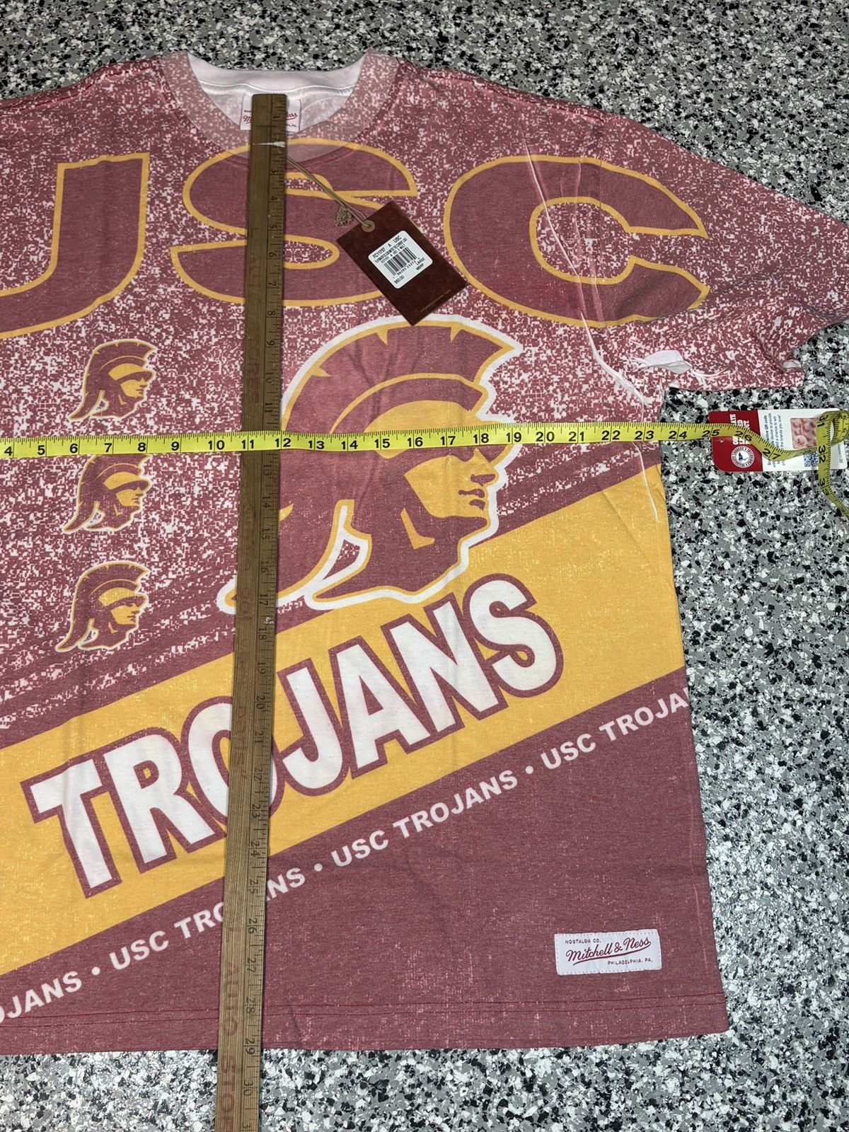 NCAA Brand New Mitchell & Ness USC Trojans Throwback Logo Size L Size US L / EU 52-54 / 3 - 6 Thumbnail