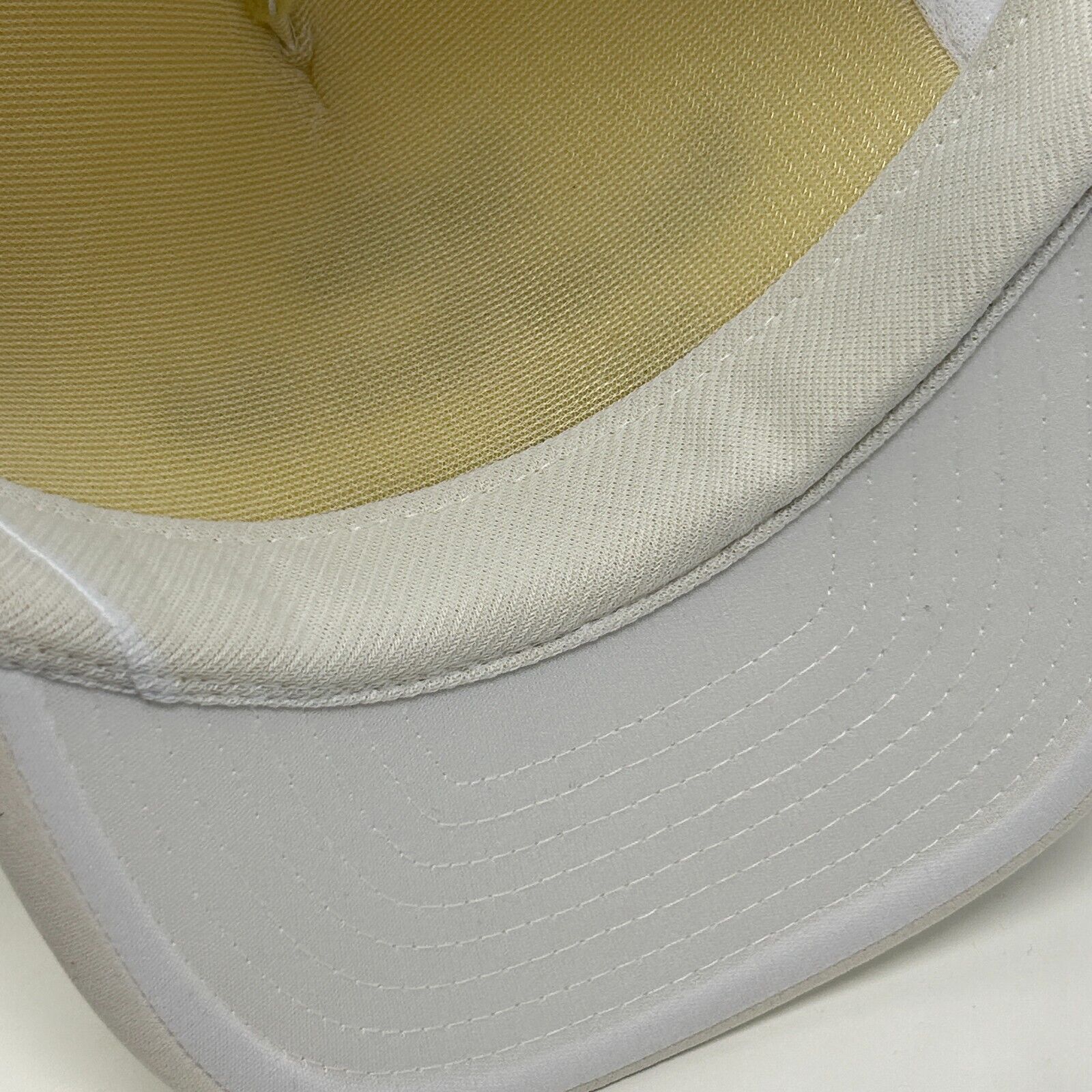 Nissan Vintage Del Mar Race Sportsbook Trucker Hat Baseball Cap Size ONE SIZE - 5 Thumbnail